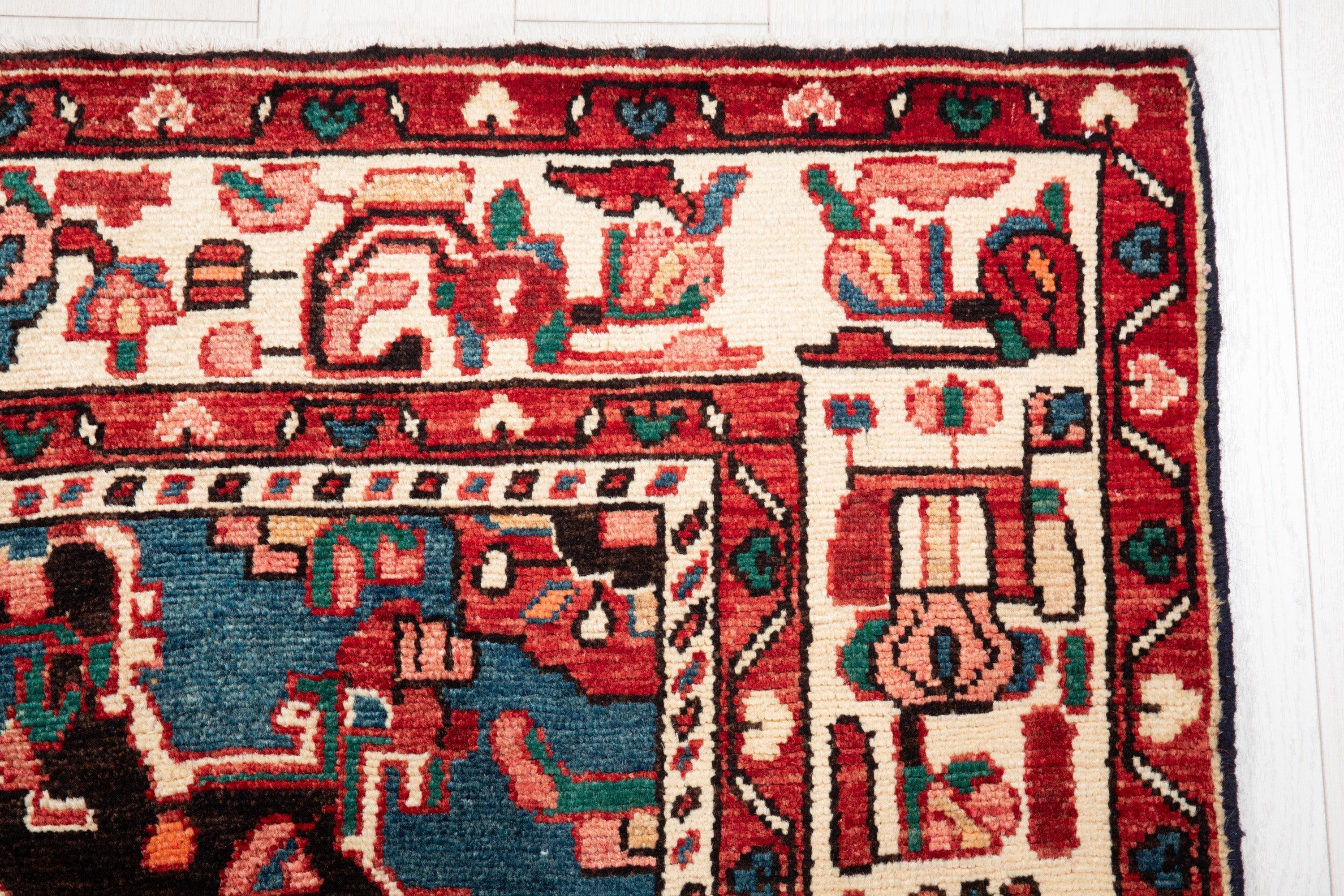 Hand-Knotted Vintage Wool Area Rug – 9' 7" x 5' 2" (293 x 157 cm) - Yasi & Fara