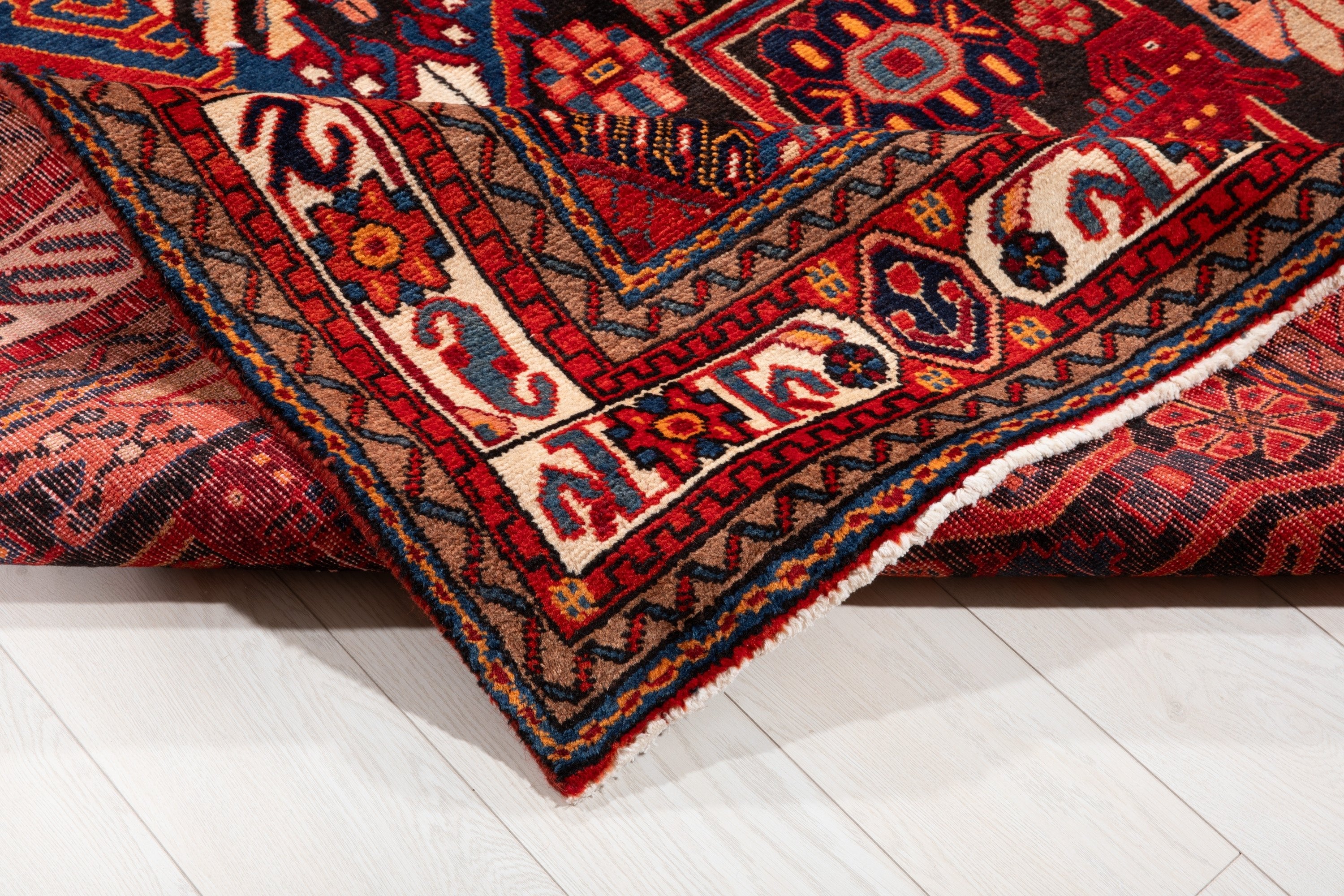 Hand-Knotted Vintage Wool Area Rug – 9' 9" x 5' 3" (298 x 160 cm) - Yasi & Fara
