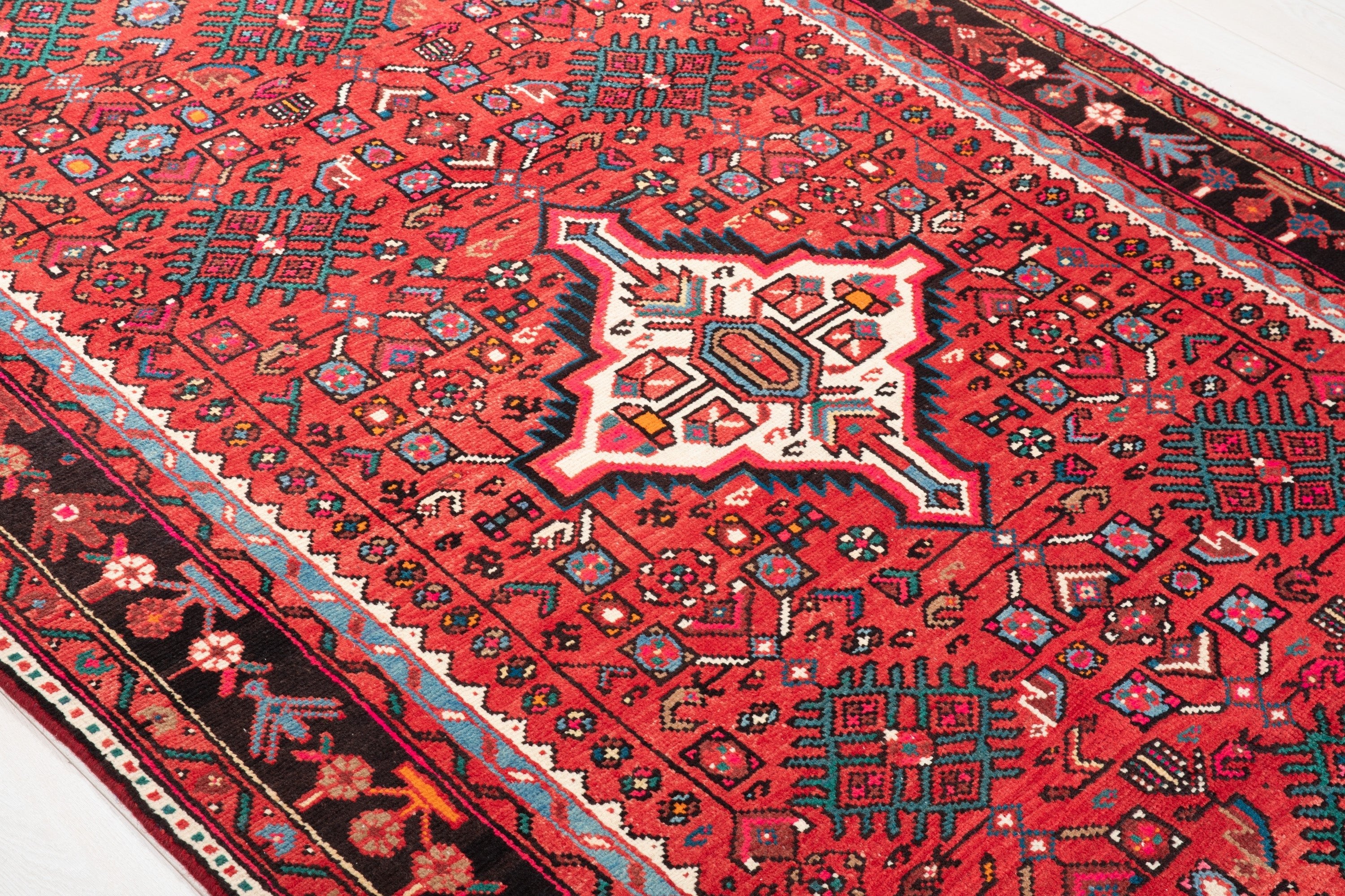 Hand-Knotted Vintage Wool Area Rug – 9' 10" x 5' 3" (300 x 161 cm) - Yasi & Fara
