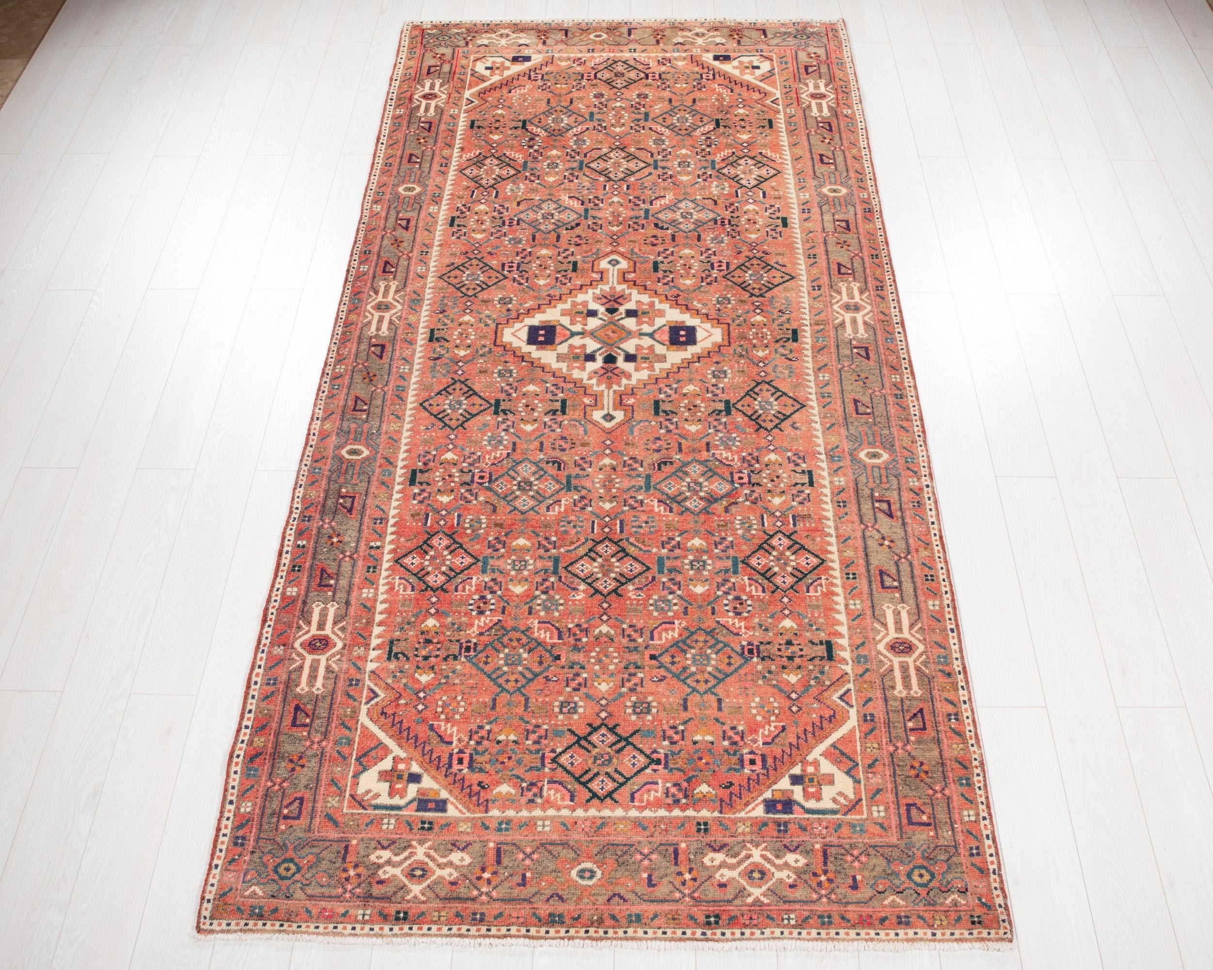 Hand-Knotted Vintage Wool Area Rug – 10' x 4' 11" (304 x 149 cm) - Yasi & Fara