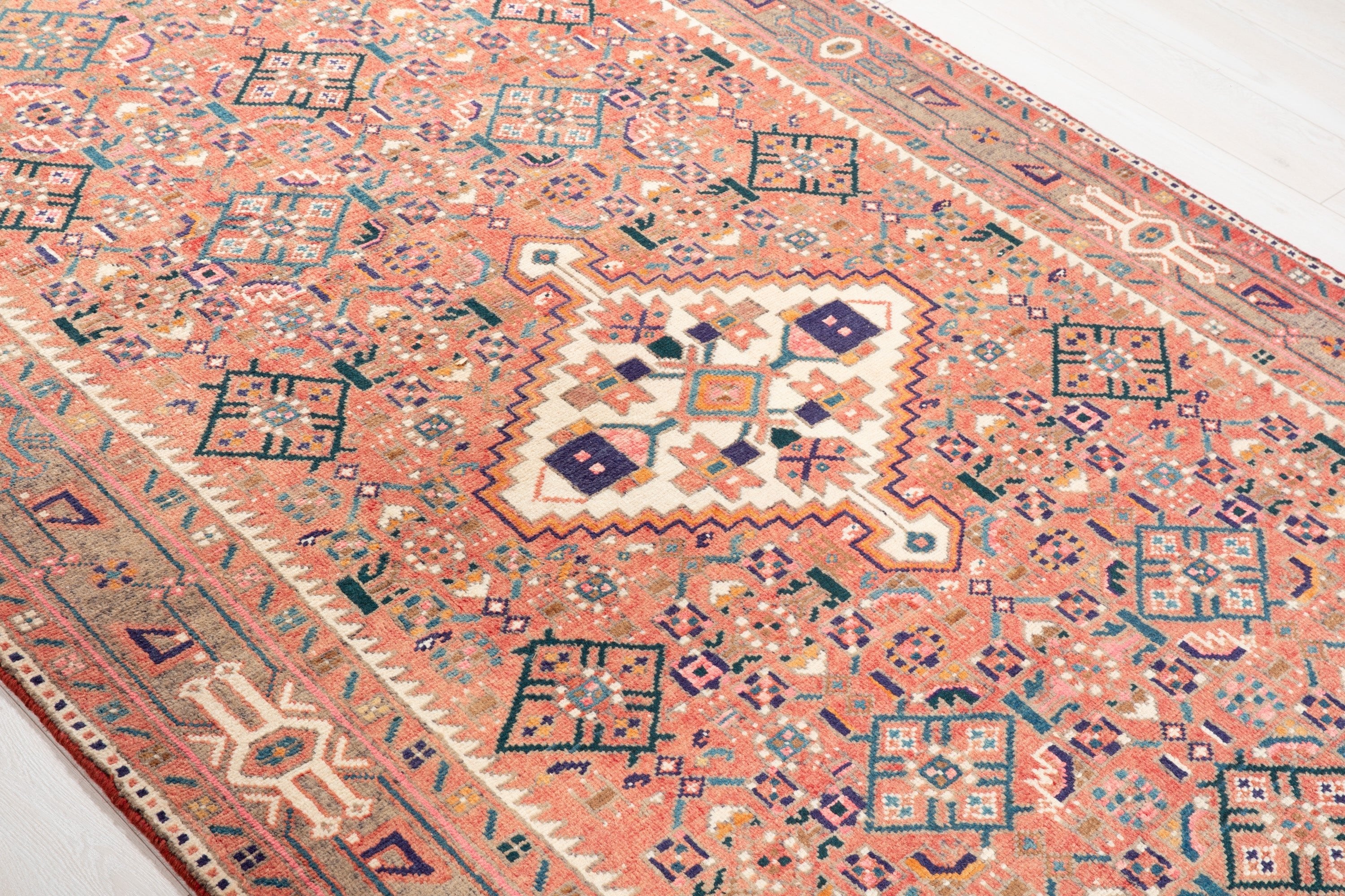 Hand-Knotted Vintage Wool Area Rug – 10' x 4' 11" (304 x 149 cm) - Yasi & Fara