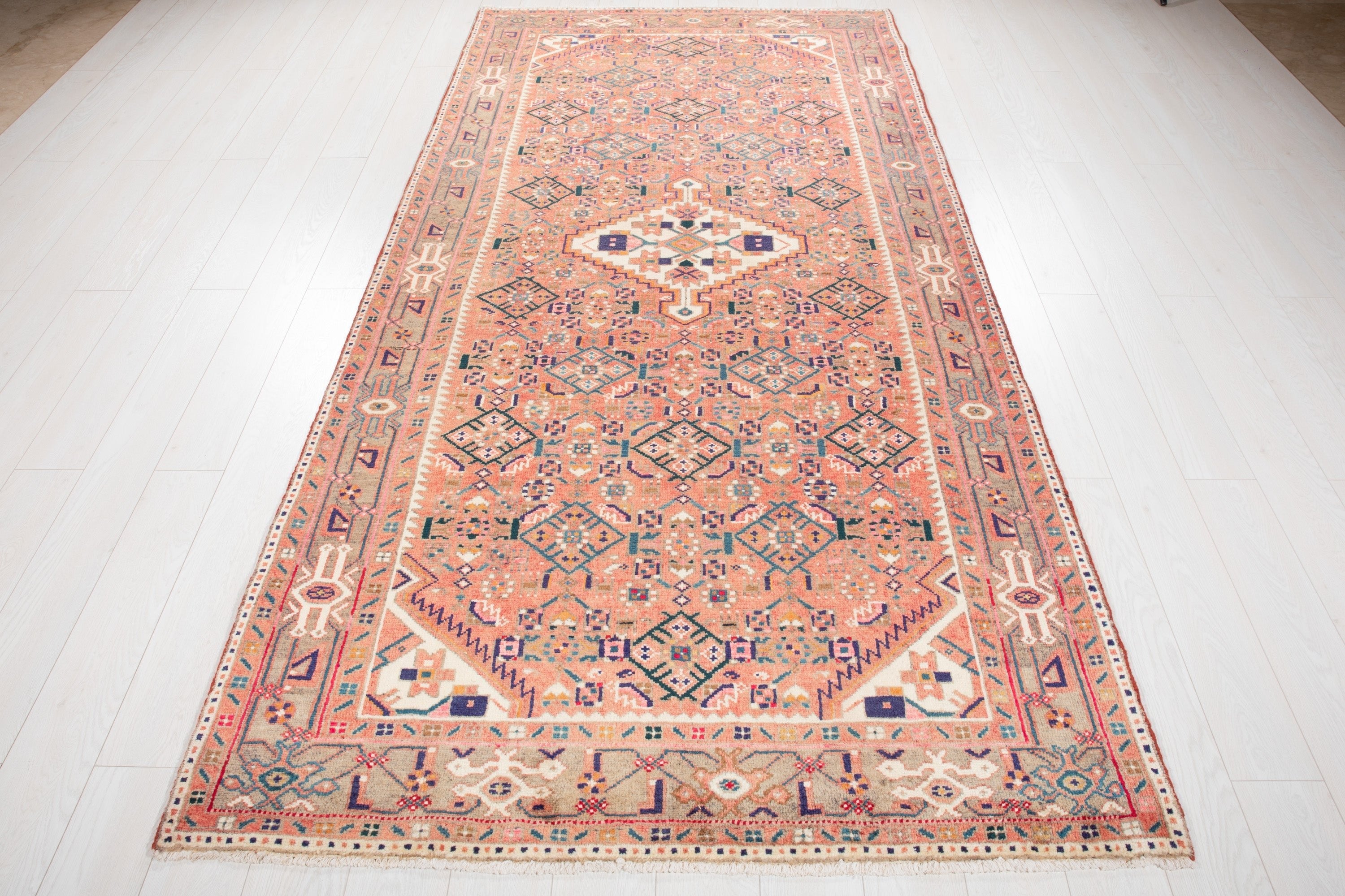 Hand-Knotted Vintage Wool Area Rug – 10' x 4' 11" (304 x 149 cm) - Yasi & Fara