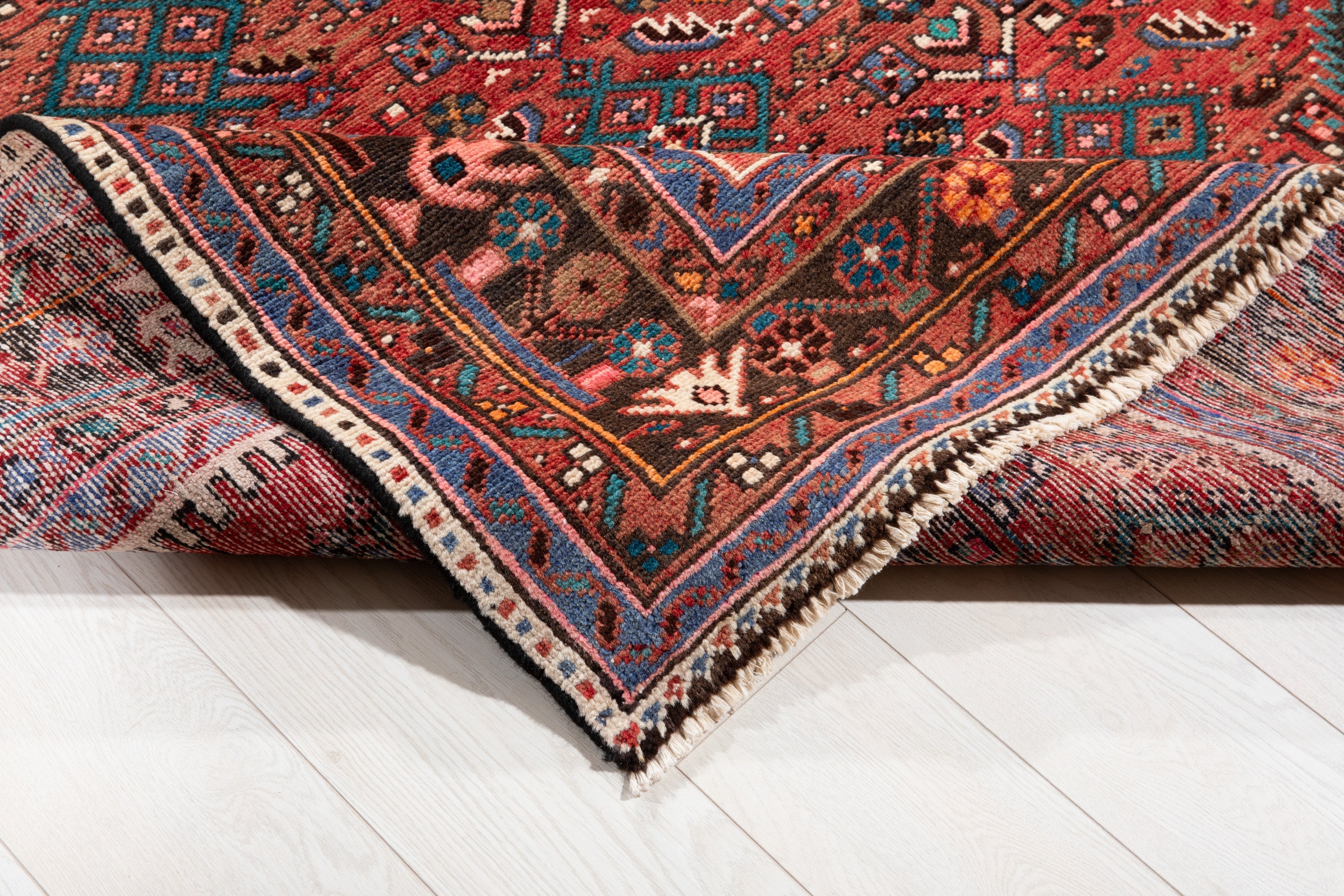 Hand-Knotted Vintage Wool Area Rug – 9' 3" x 5' 2" (283 x 158 cm) - Yasi & Fara