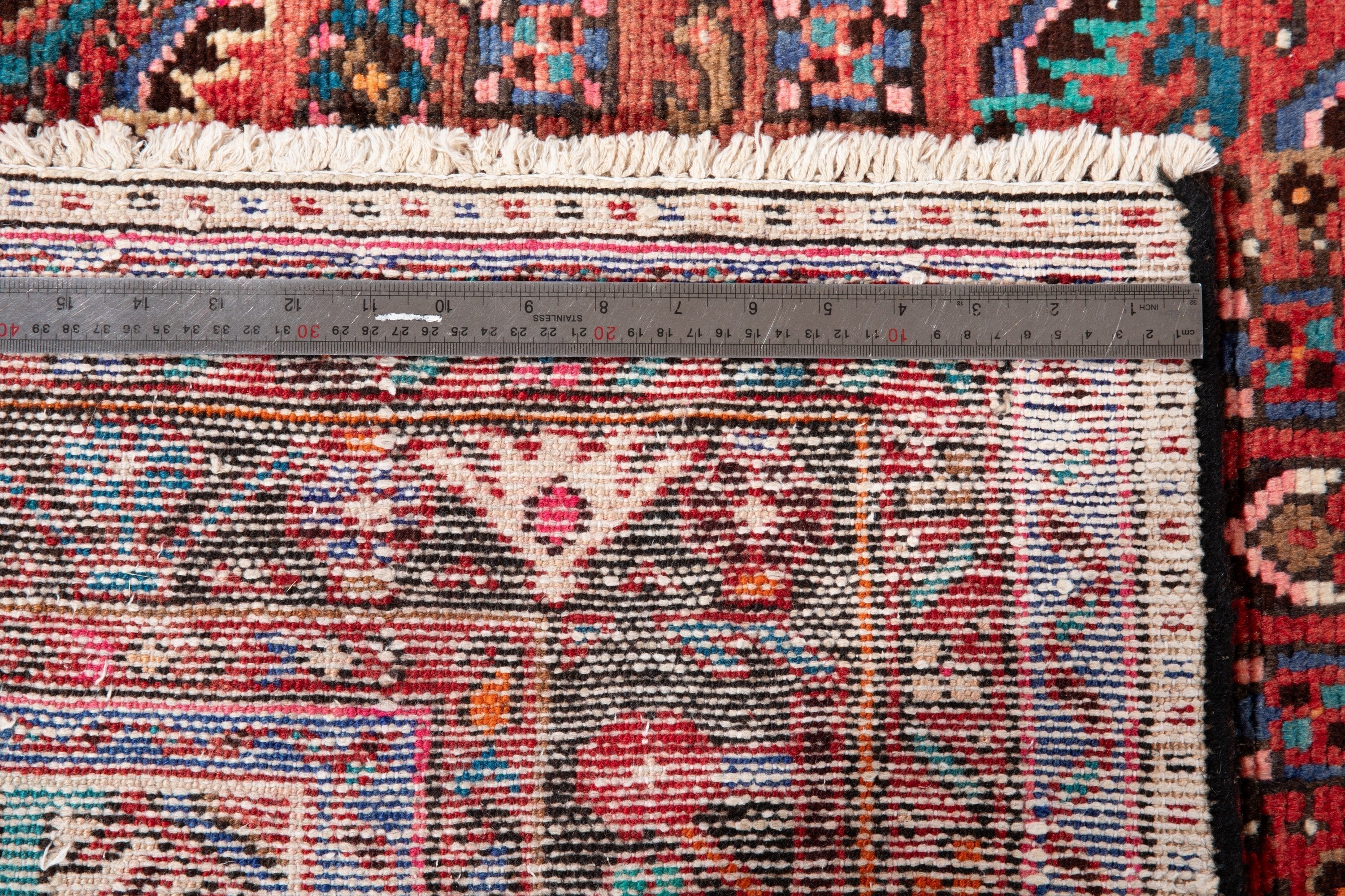 Hand-Knotted Vintage Wool Area Rug – 9' 3" x 5' 2" (283 x 158 cm) - Yasi & Fara