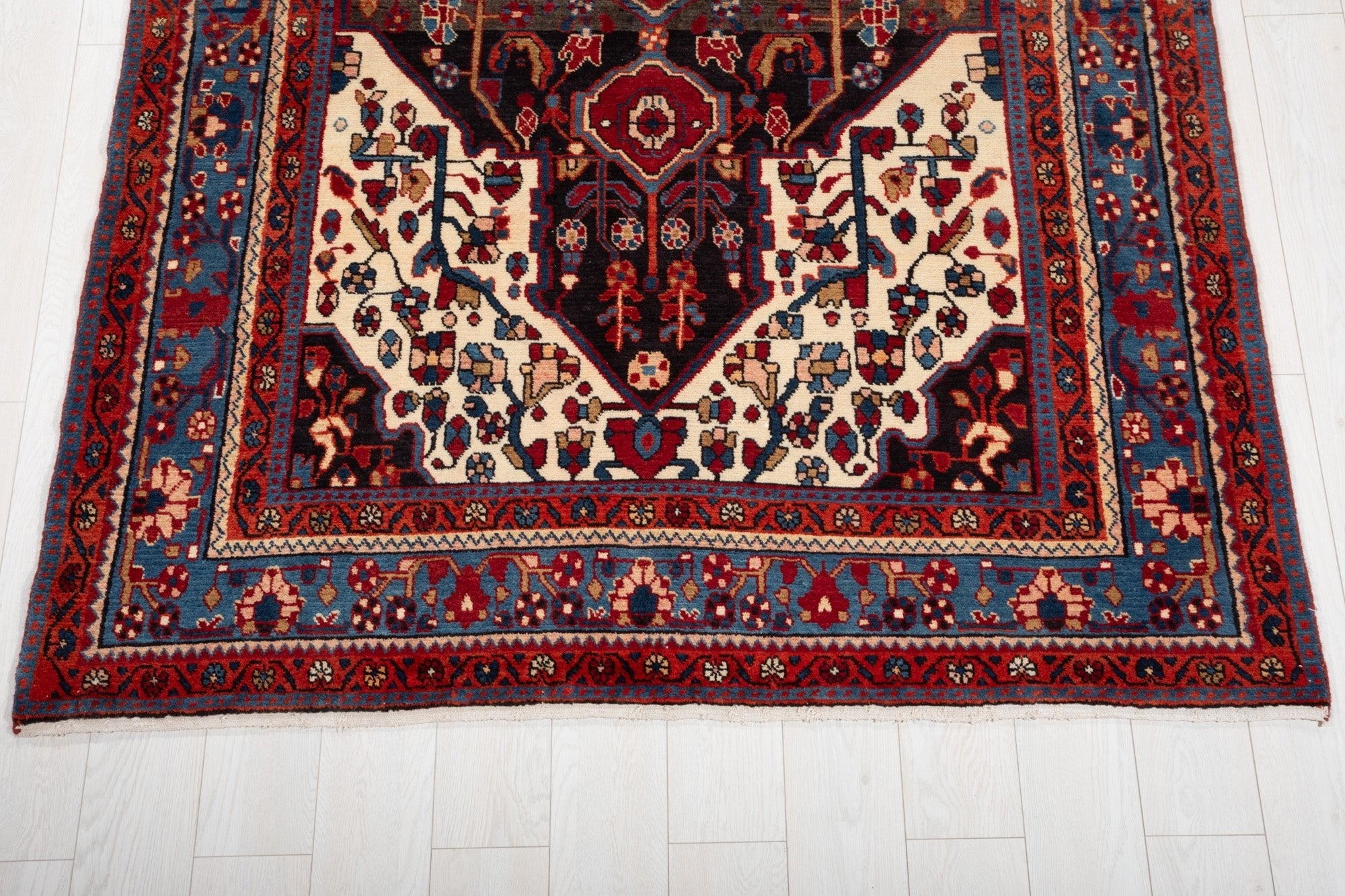 Hand-Knotted Vintage Wool Area Rug – 9' 10" x 5' 4" (301 × 162 cm) - Yasi & Fara