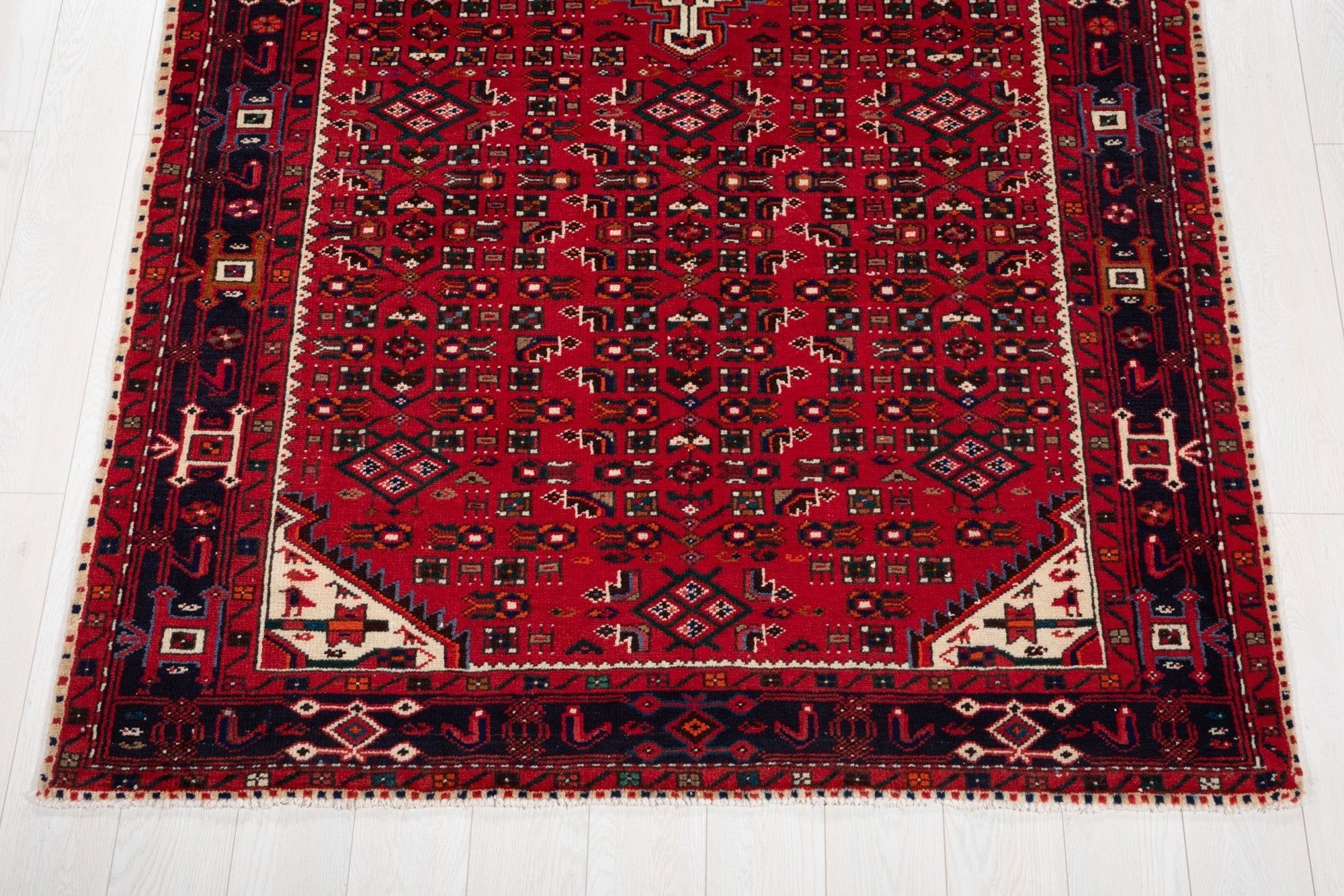 Hand-Knotted Vintage Wool Area Rug – 10' 4" x 5' 3" (314 × 159 cm) - Yasi & Fara