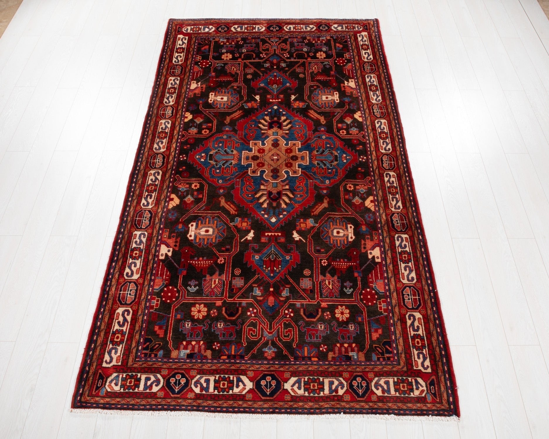 Hand-Knotted Vintage Wool Area Rug – 9' 7" x 5' 2" (293 × 157 cm) - Yasi & Fara
