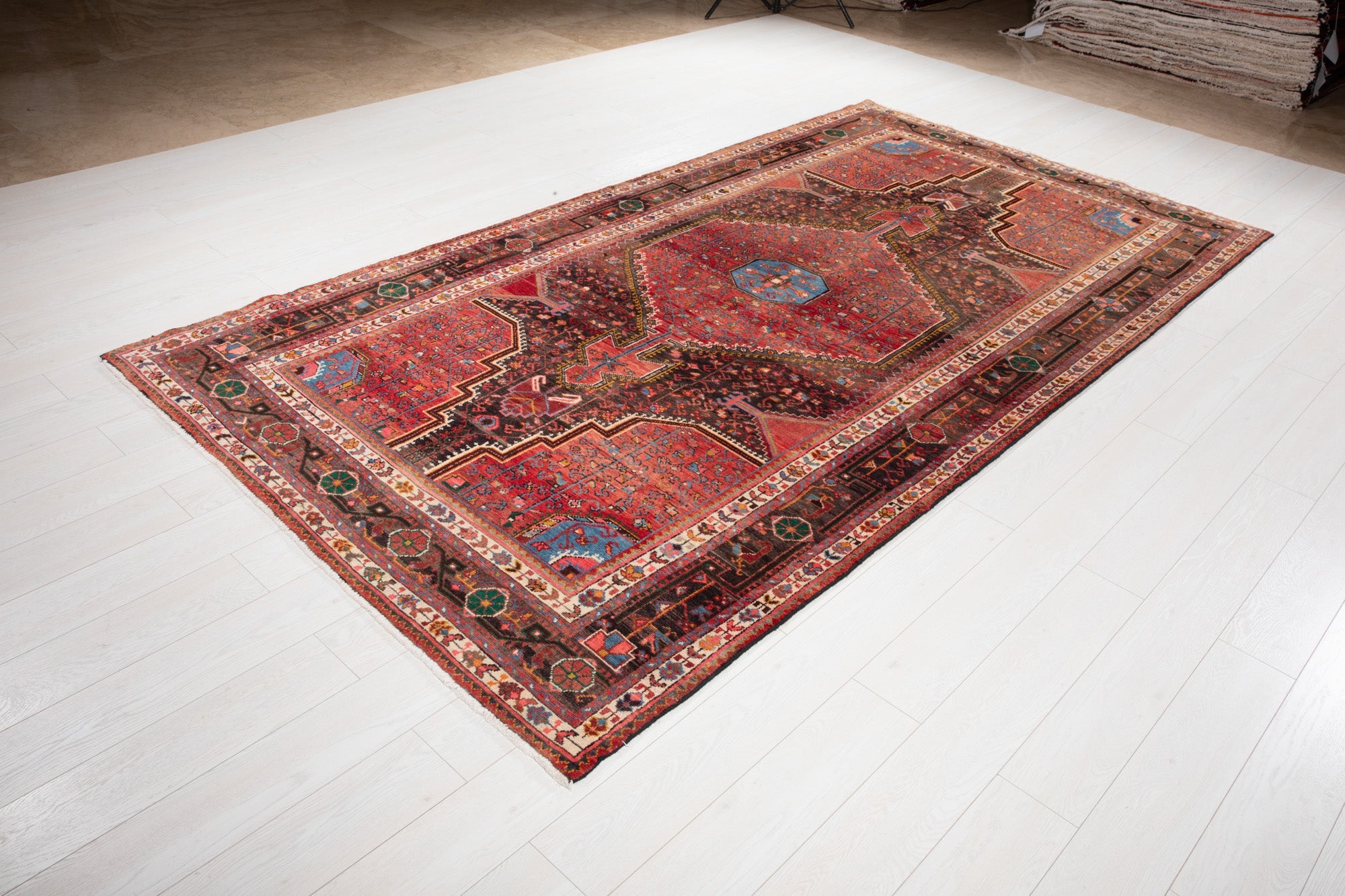Hand-Knotted Vintage Wool Area Rug – 10' 8" x 5' 7" (324 × 170 cm) - Yasi & Fara