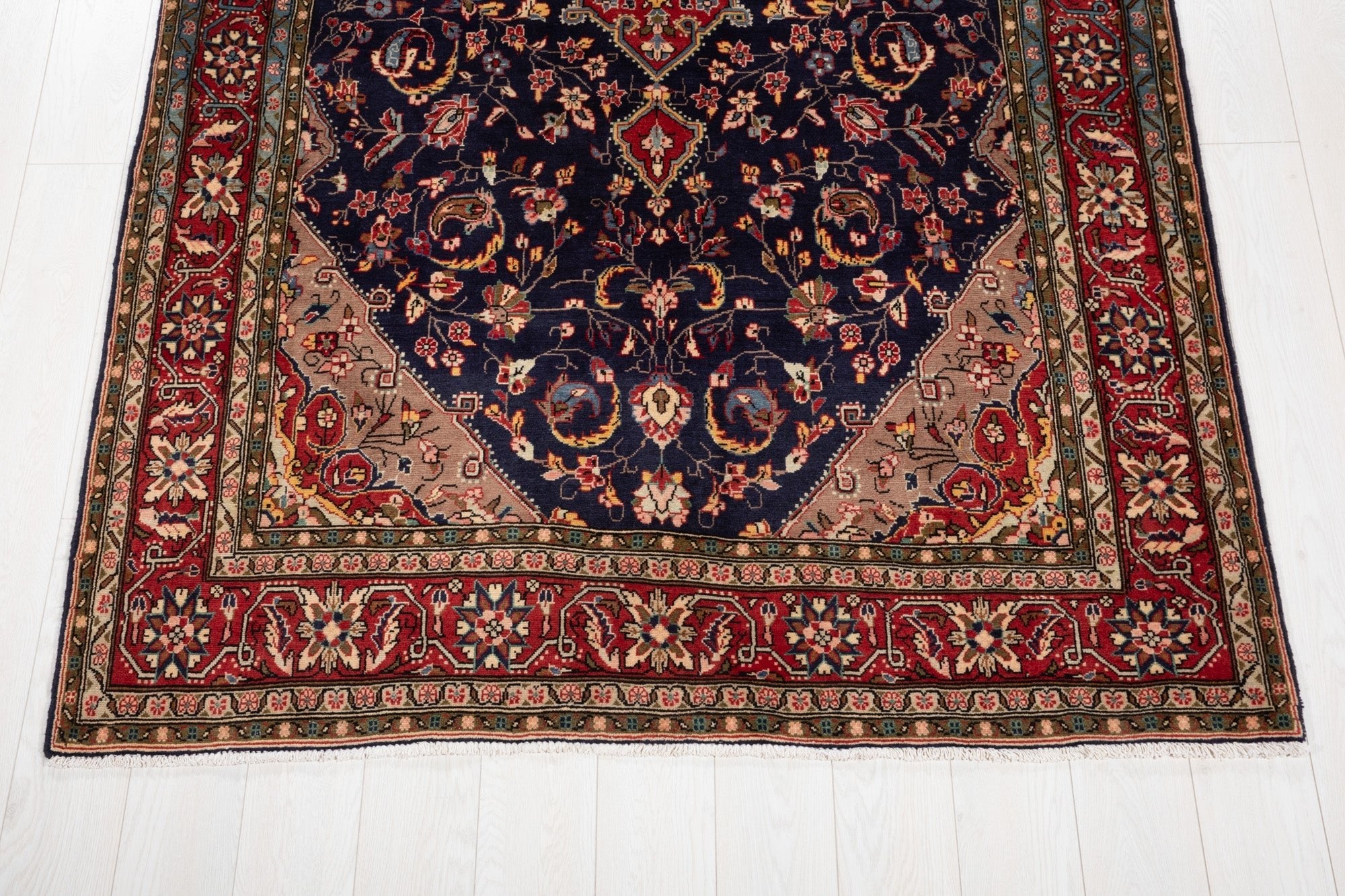 Hand-Knotted Vintage Wool Area Rug – 9' 9" x 5' 2" (298 x 158 cm) - Yasi & Fara