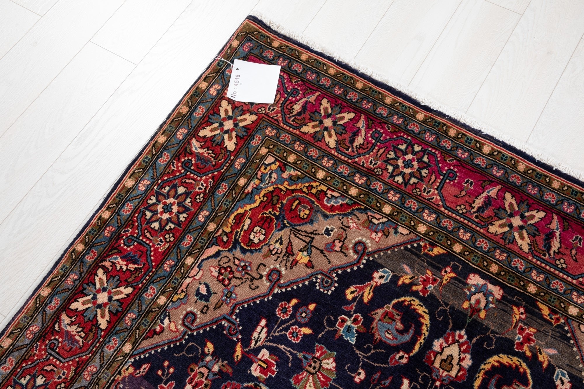Hand-Knotted Vintage Wool Area Rug – 9' 9" x 5' 2" (298 x 158 cm) - Yasi & Fara