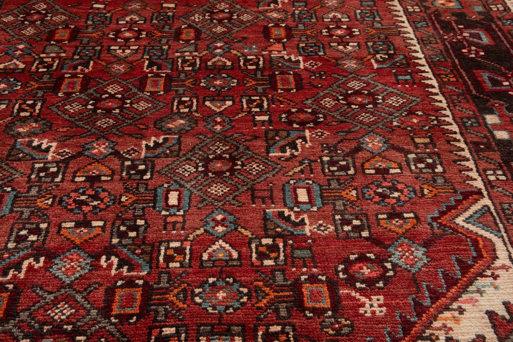 Hand-Knotted Vintage Wool Area Rug – 9' 7" x 5' 3" (293 × 160 cm) - Yasi & Fara