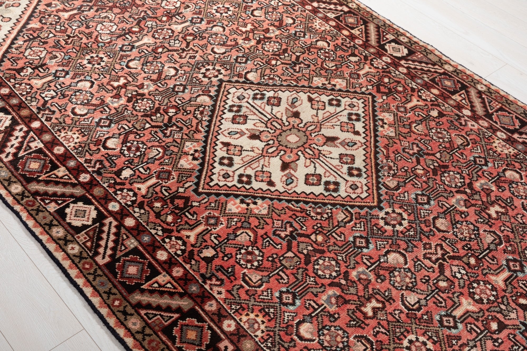 Hand-Knotted Vintage Wool Area Rug – 9' 10" x 5' 1" (299 × 155 cm) - Yasi & Fara