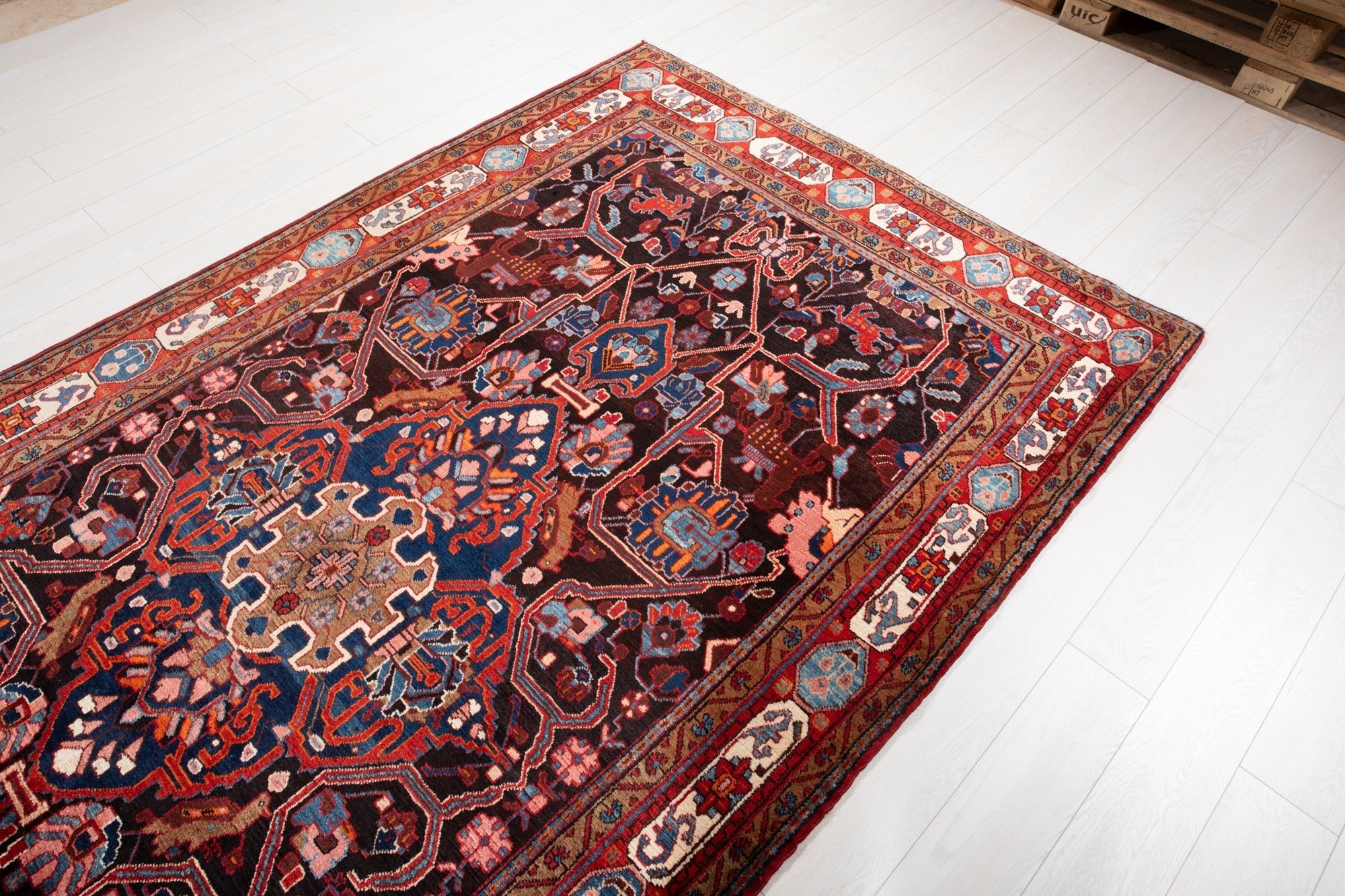 Hand-Knotted Vintage Wool Area Rug – 9' 10" x 5' 5" (301 × 166 cm) - Yasi & Fara