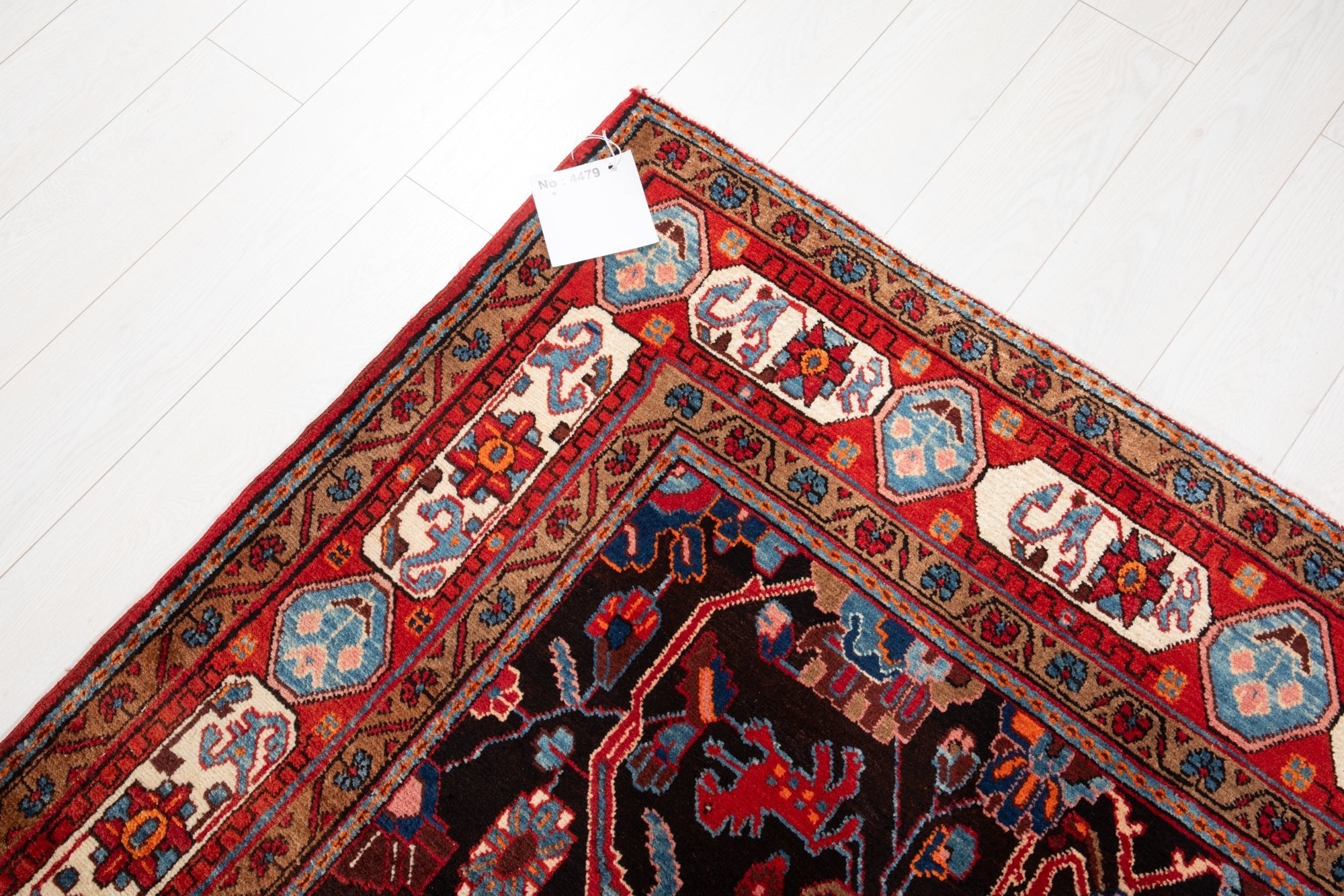 Hand-Knotted Vintage Wool Area Rug – 9' 10" x 5' 5" (301 × 166 cm) - Yasi & Fara
