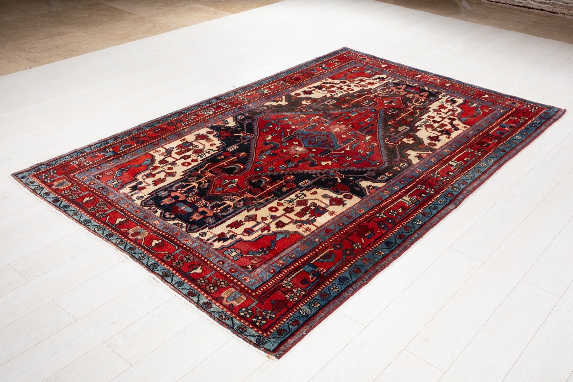 Hand-Knotted Vintage Wool Area Rug – 8' 6" x 5' 4" (258 × 163 cm) - Yasi & Fara