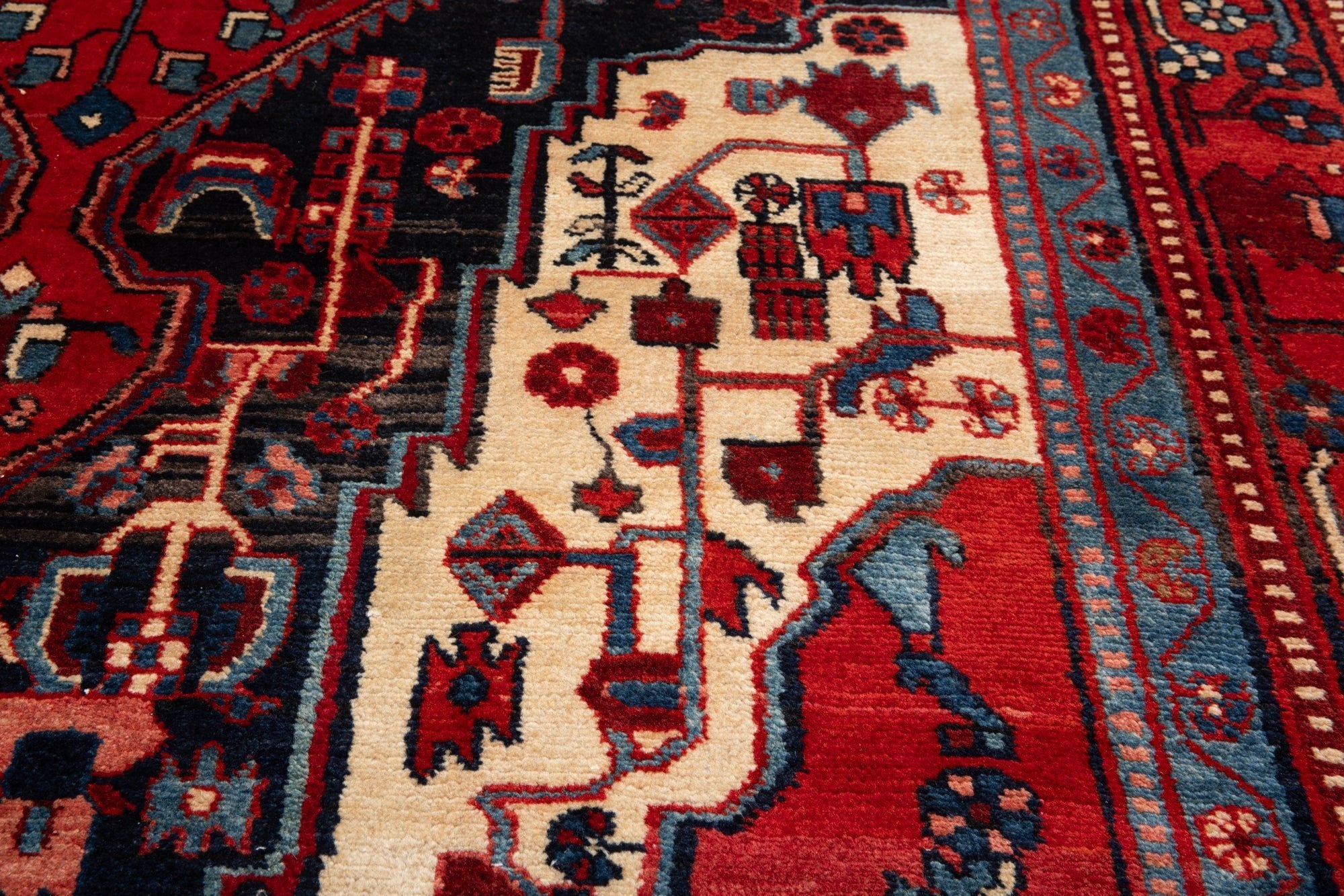 Hand-Knotted Vintage Wool Area Rug – 8' 6" x 5' 4" (258 × 163 cm) - Yasi & Fara