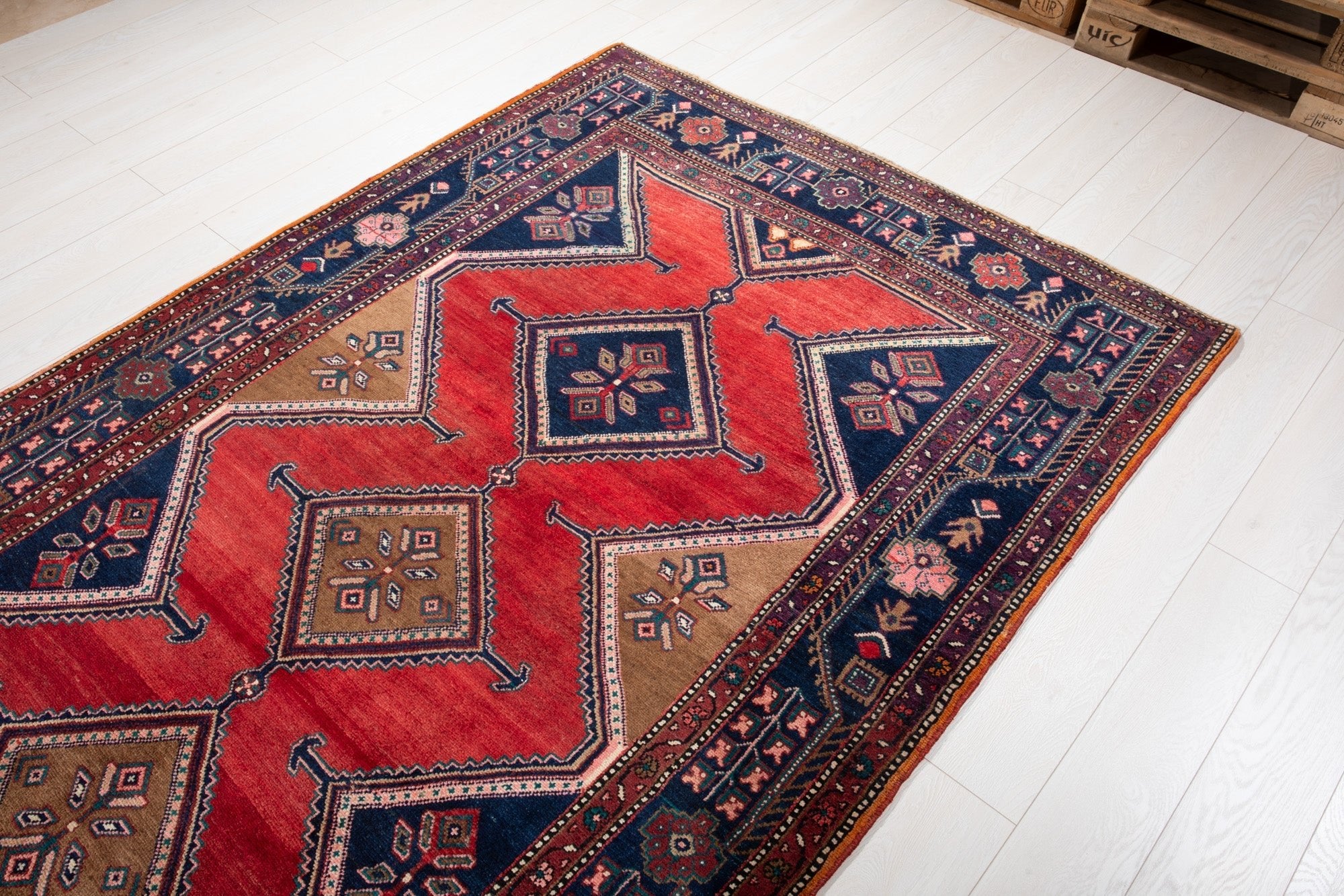 Hand-Knotted Vintage Wool Area Rug – 10' 5" x 5' 3" (317 x 159 cm) - Yasi & Fara