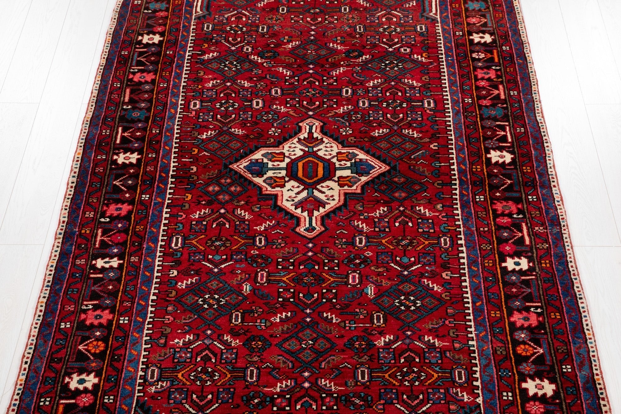 Hand-Knotted Vintage Wool Area Rug – 9' 2" x 5' 2" (278 x 157 cm) - Yasi & Fara