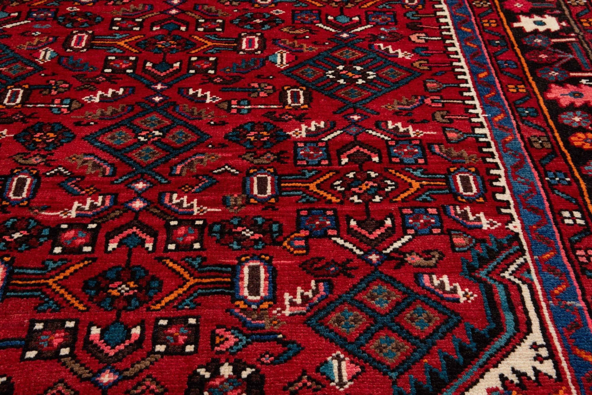 Hand-Knotted Vintage Wool Area Rug – 9' 2" x 5' 2" (278 x 157 cm) - Yasi & Fara