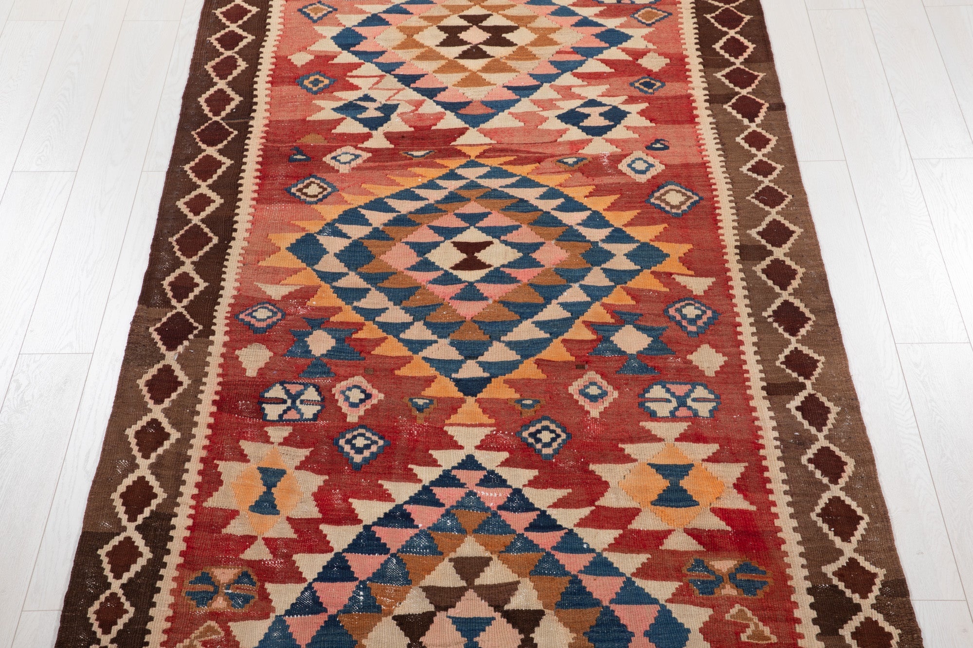 Handwoven Vintage Wool Kilim Rug – 10' 1" x 4' 8" (307 × 143 cm) - Yasi & Fara
