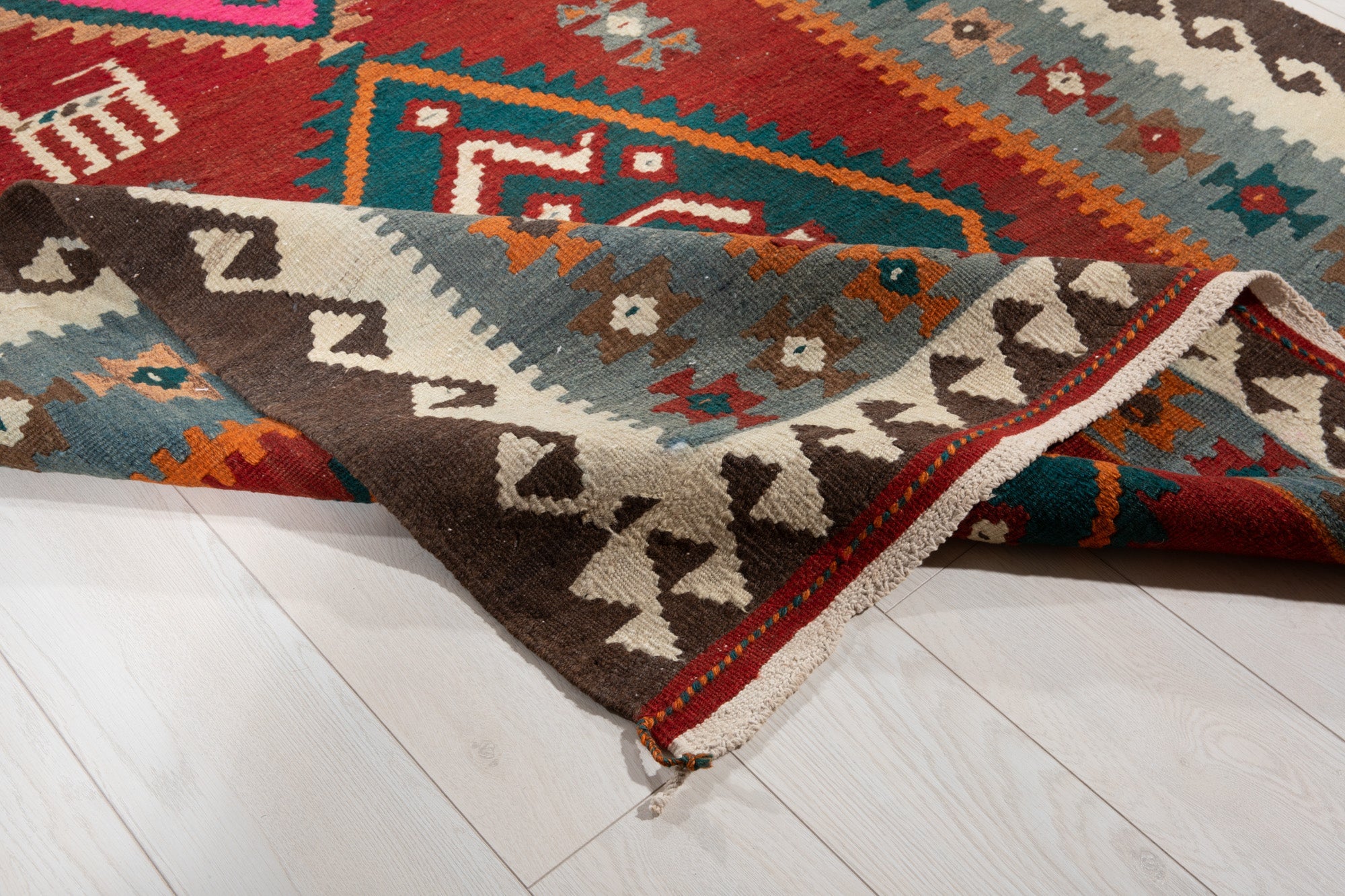 Handwoven Vintage Wool Kilim Rug – 11' 2" x 4' 9" (341 × 149 cm) - Yasi & Fara