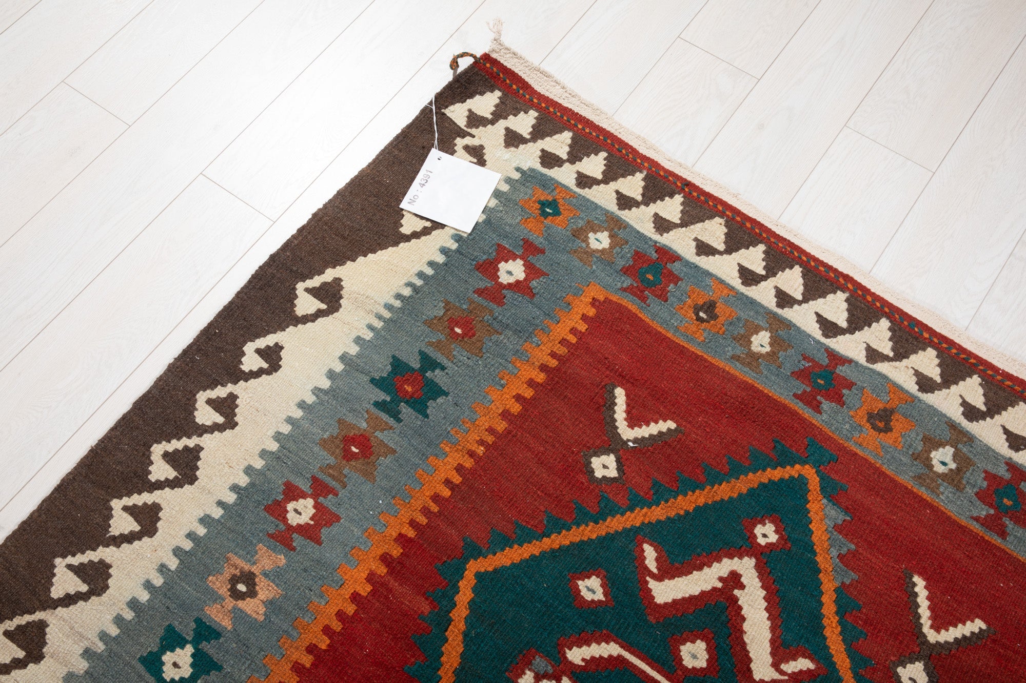 Handwoven Vintage Wool Kilim Rug – 11' 2" x 4' 9" (341 × 149 cm) - Yasi & Fara