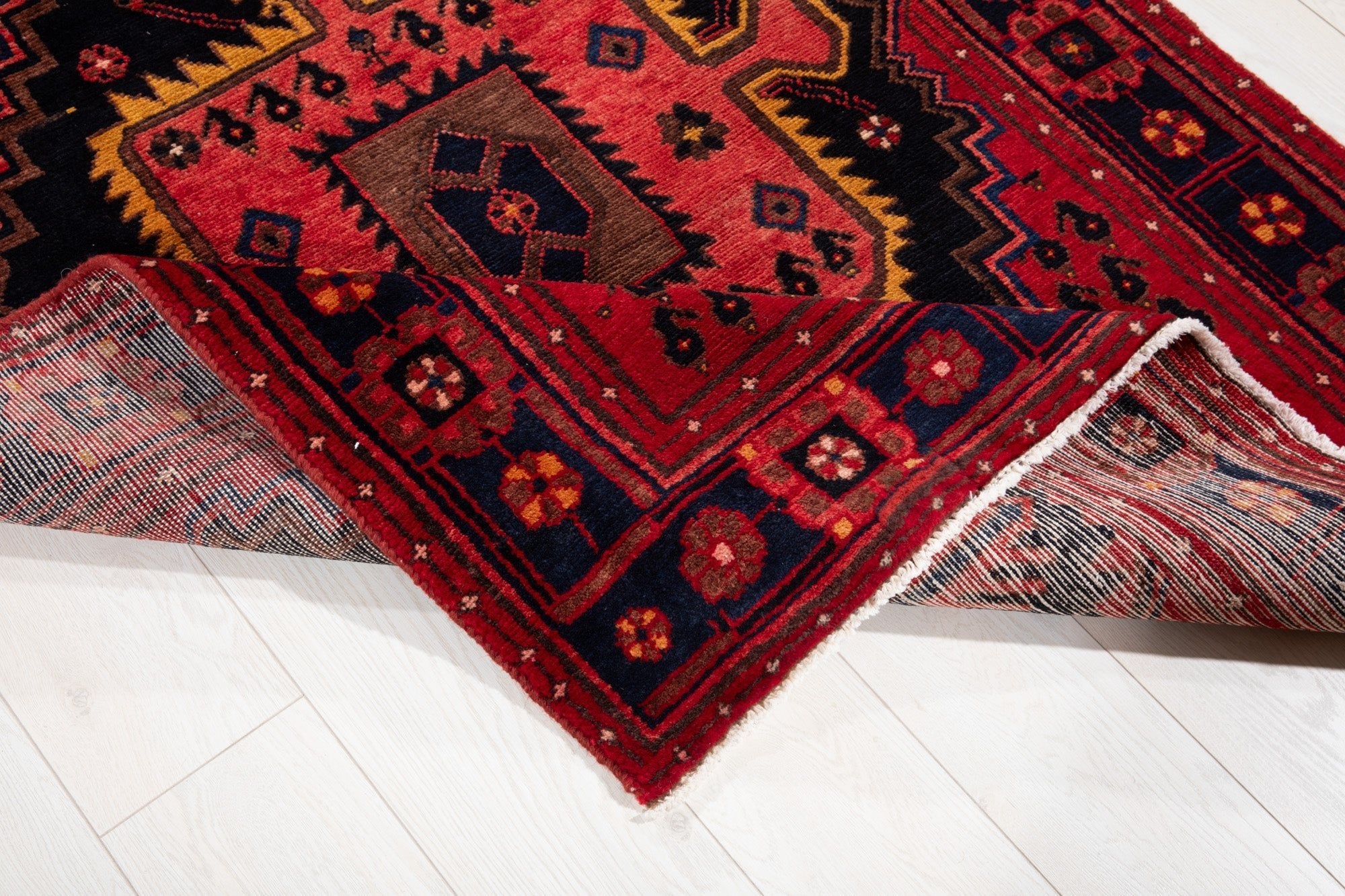 Hand-Knotted Vintage Wool Runner Rug – 9' 9" x 3' 9" (298 x 114 cm) - Yasi & Fara