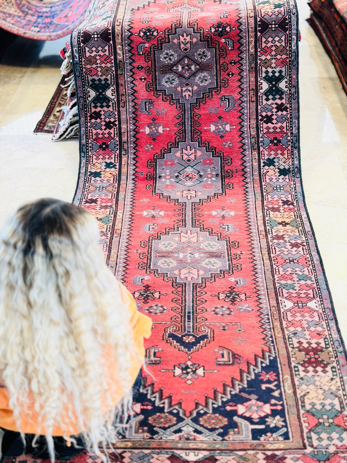 Semi-Antique Linked-Medallion Runner Rug, Red & Salmon Pink – 10' 2" x 3' 6" (311 x 106 cm)