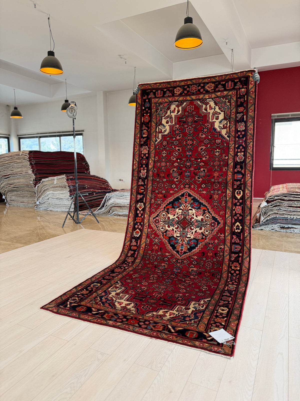 Vintage Red Wool Rug – 10' 1" x 4' 4" (308 x 133 cm)