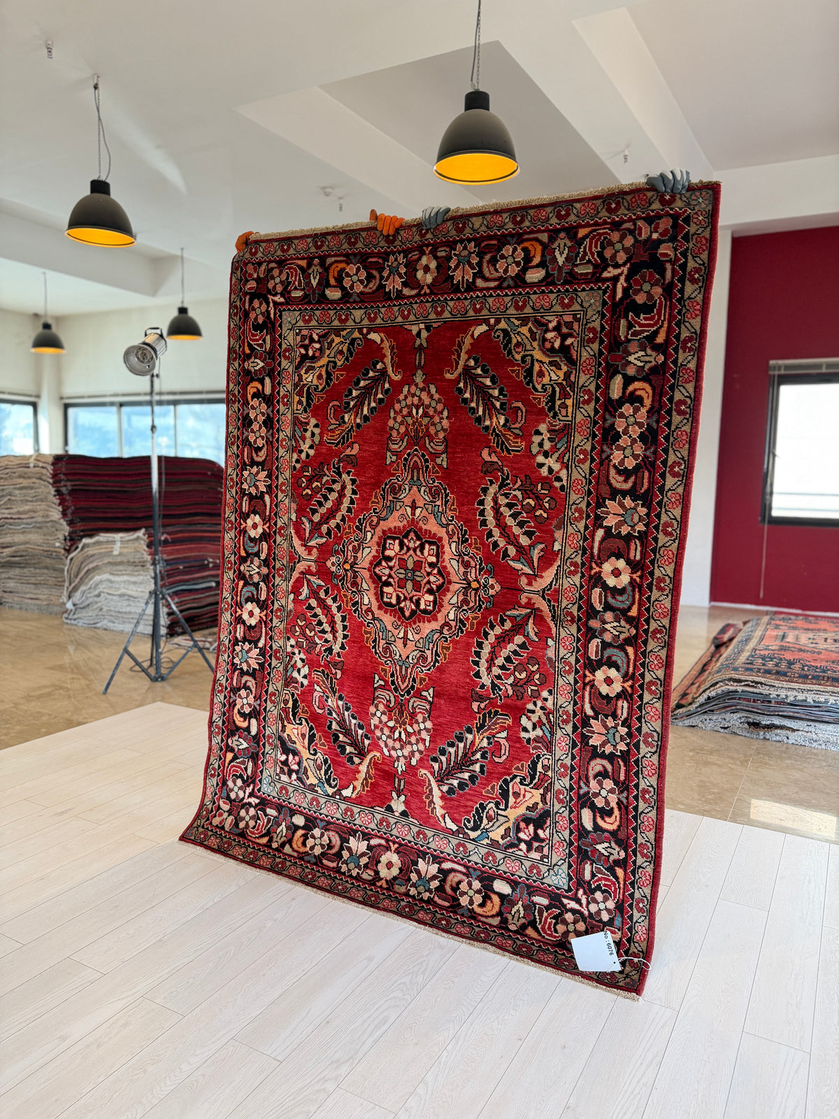 Rare Collectible Antique Red Floral Wool Rug – 6' 11" x 5' 3" (210 x 159 cm)