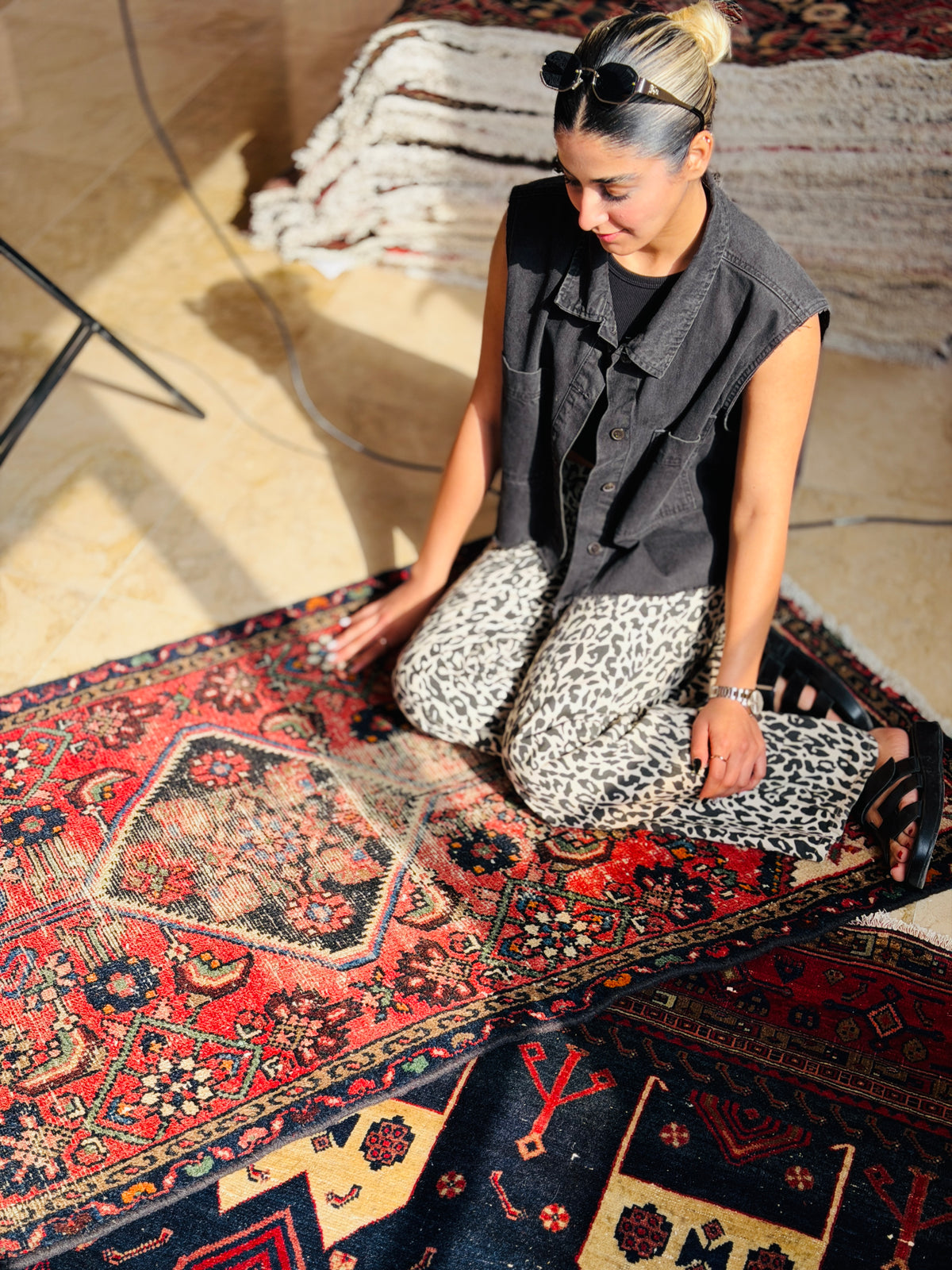 Antique Red Hand-Knotted Wool Rug – 5' 11" x 2' 10" (181 x 86 cm)