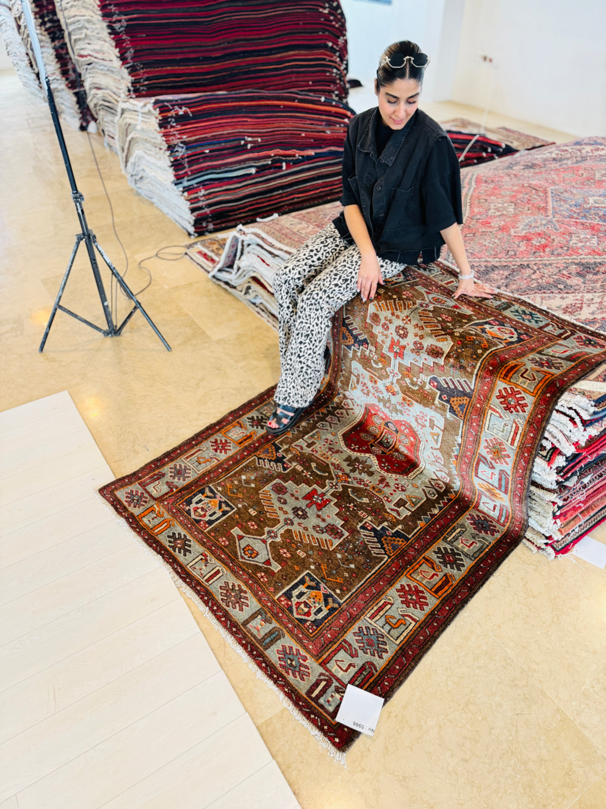Vintage Brown & Turquoise Blue Hand-Knotted Wool Rug – 6' 9" x 4' 4" (205 x 131 cm)