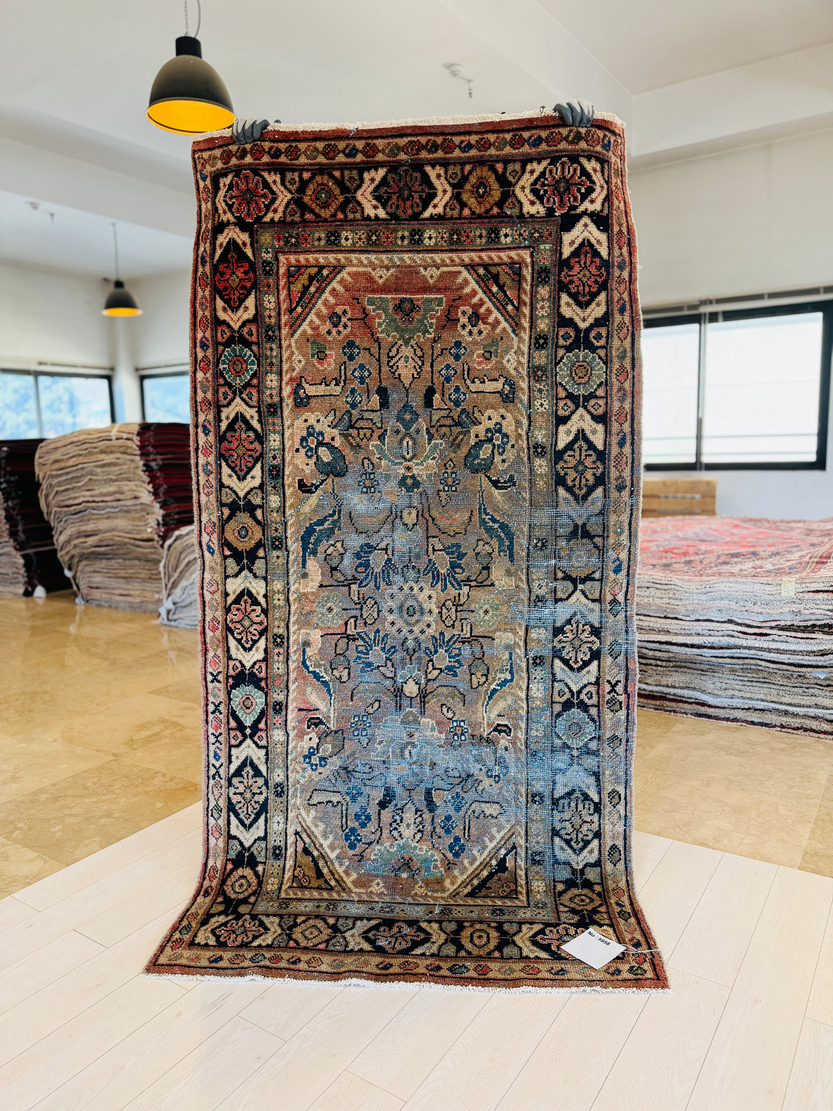Tapis ancien en laine nouée à la main, rouille orangé – 7' 8" x 3' 10" (234 x 118 cm)