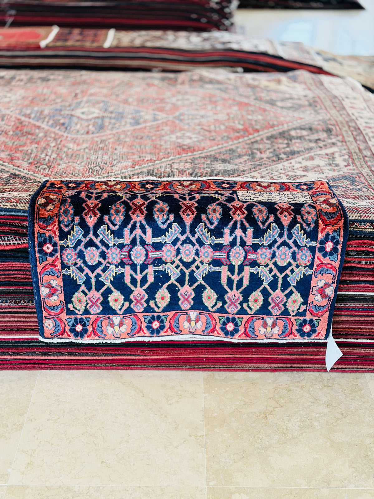 Small Vintage Navy Blue Rug – 3' 5" x 2' 8" (105 x 82 cm)