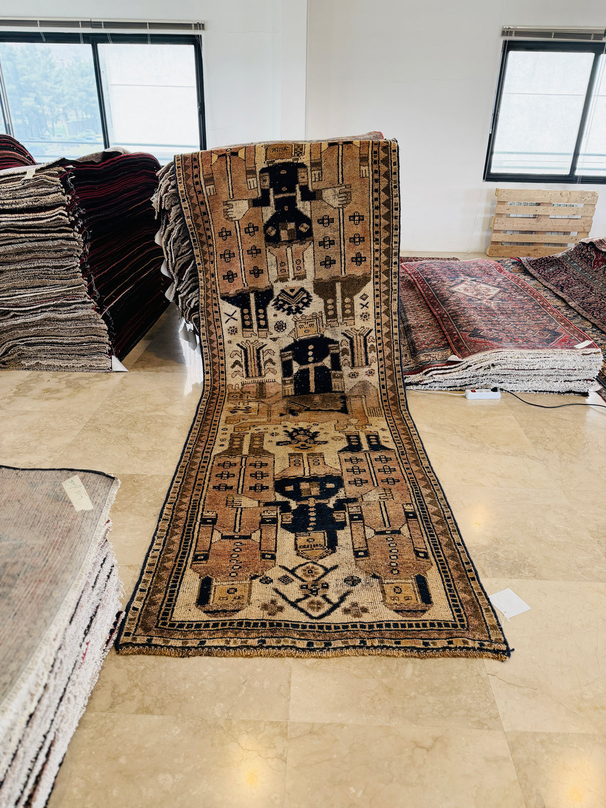 Antique Faded Peach and Beige Area Rug – 12' 4" x 4' 1" (377 x 125 cm)