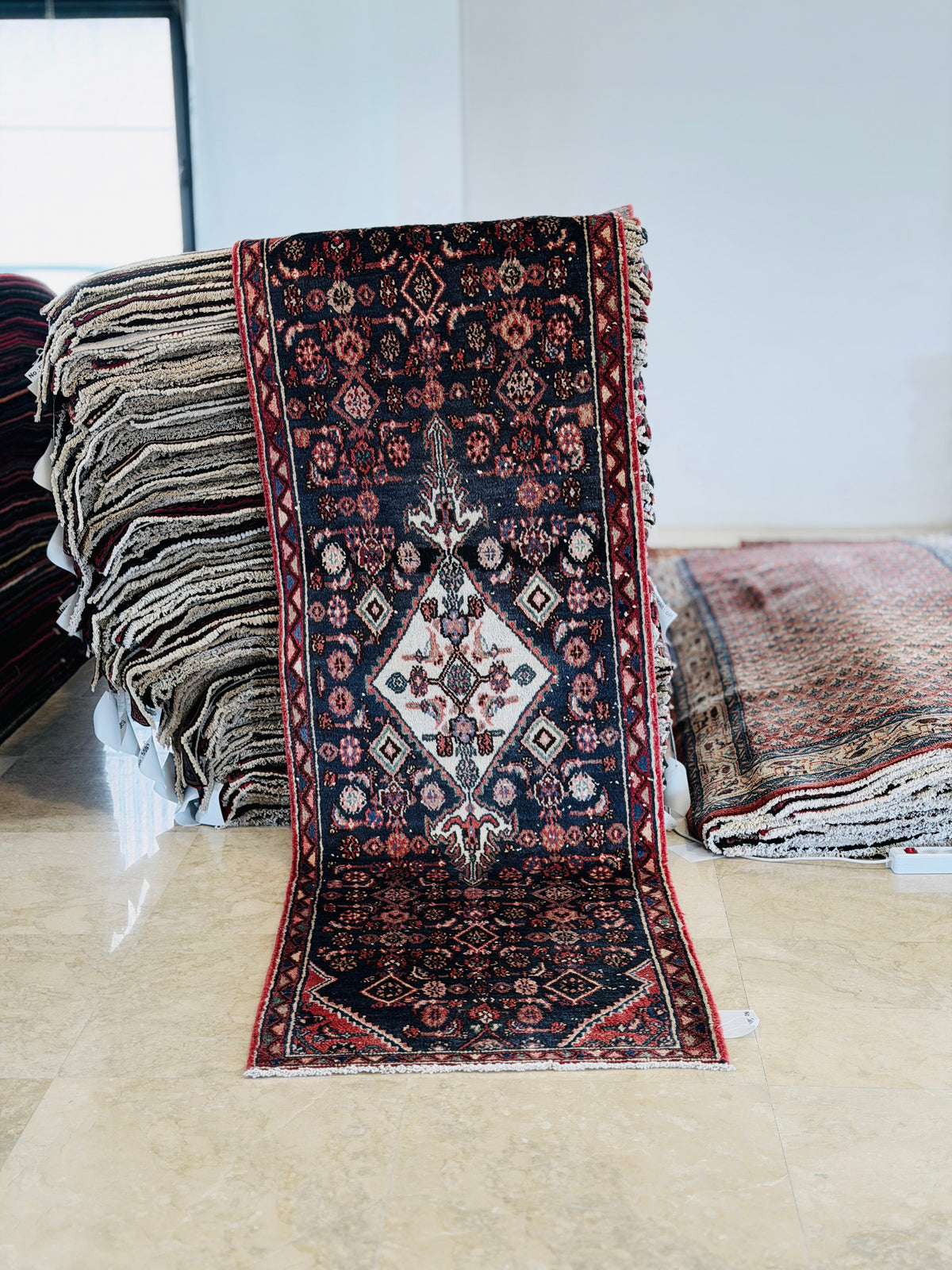 Vintage Deep Navy Blue Runner Rug – 8' 11" x 2' 9" (271 x 84 cm)