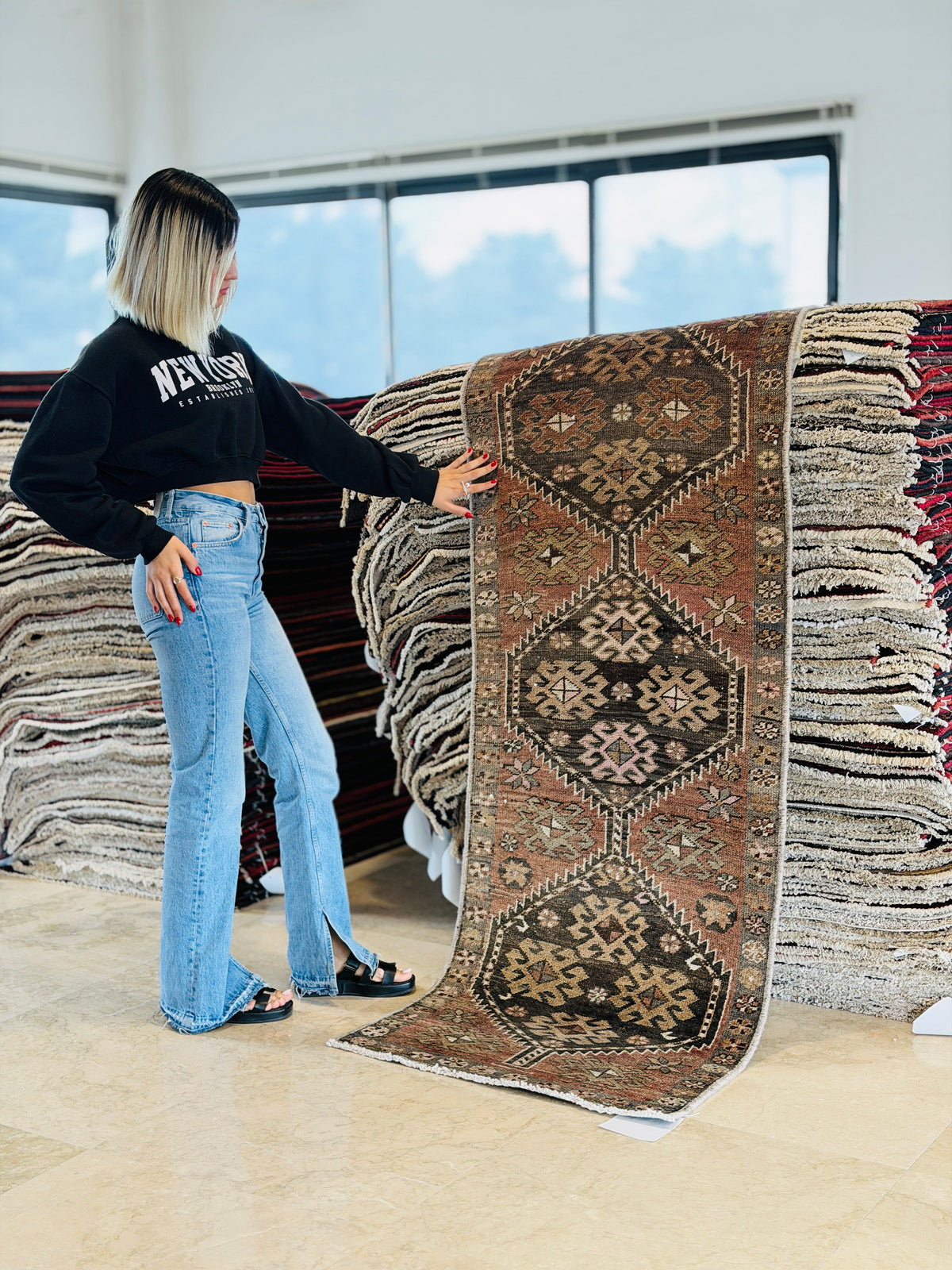 Antique Rust Red Geometric Runner Rug – 7' 1" x 2' 5" (217 x 73 cm)