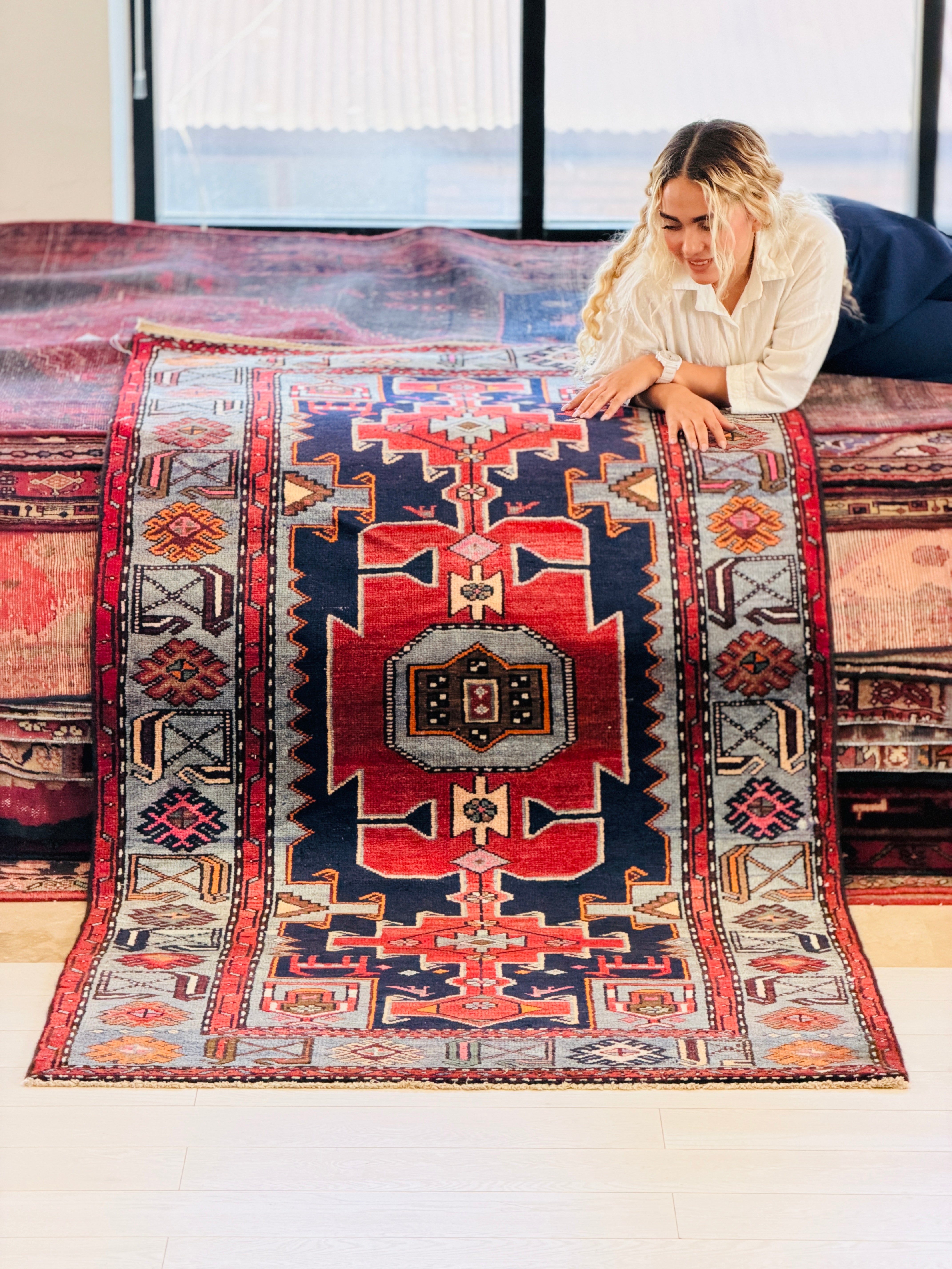 Collectible Vintage Red, Navy Blue Triple Medallion Area Rug – 7' 4" x 3' 9" (224 x 115 cm)