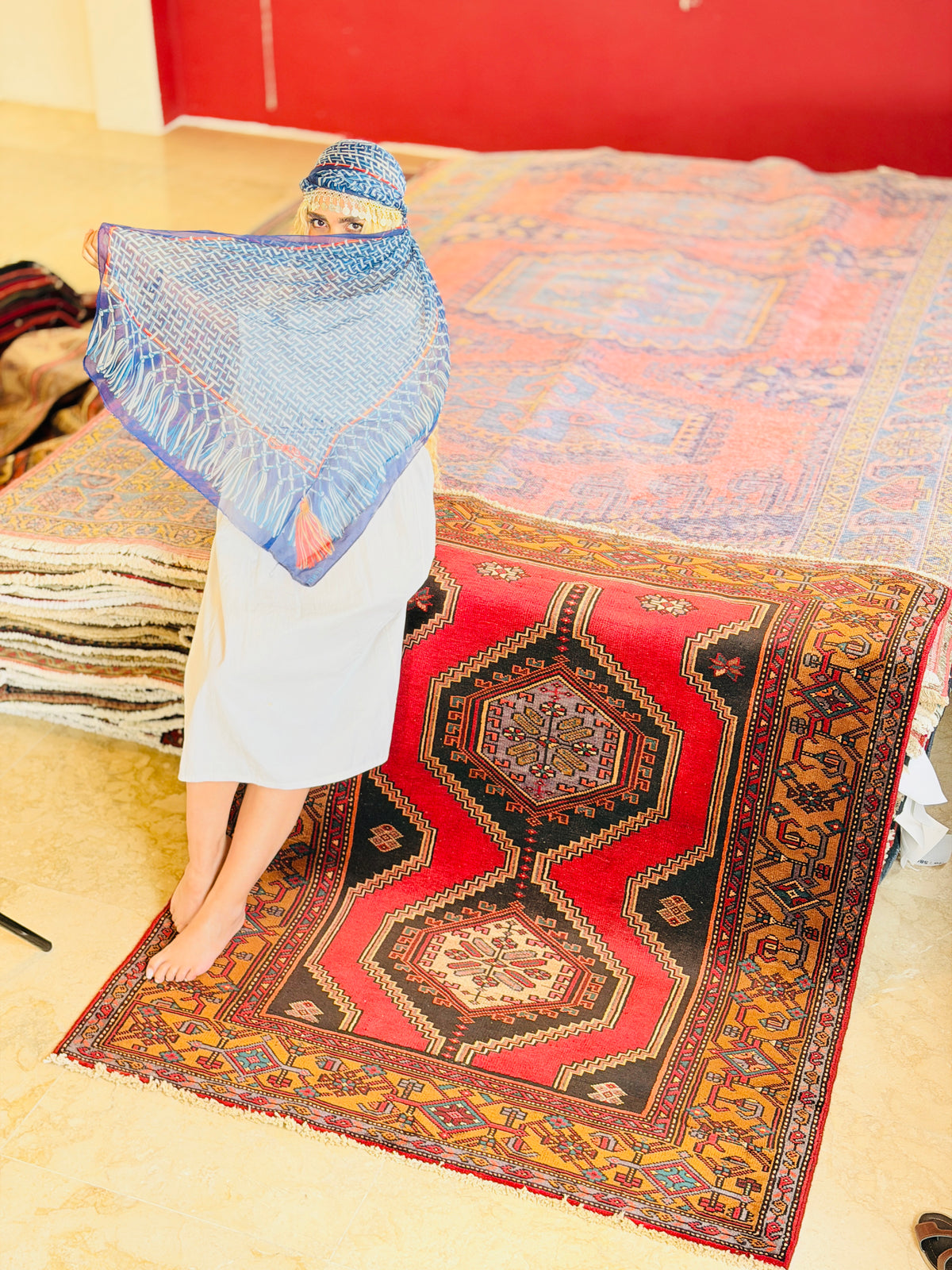 Collectible Vintage Red, Golden Brown Double Medallion Square Rug – 5' 0" x 4' 4" (152 x 131 cm)