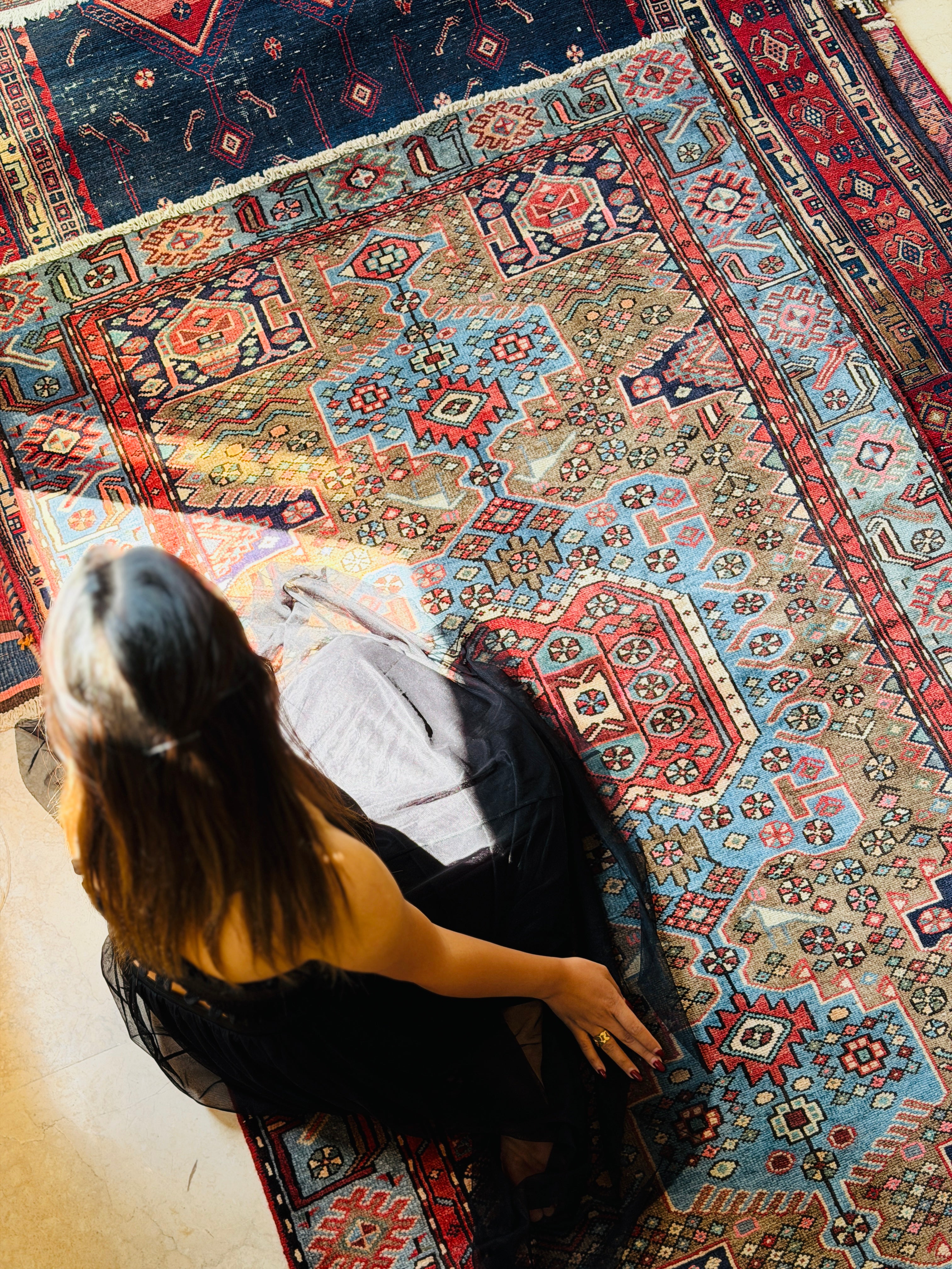 Collectible Vintage Brown, Turquoise Blue Central Medallion Area Rug – 6' 7" x 4' 0" (201 x 121 cm)