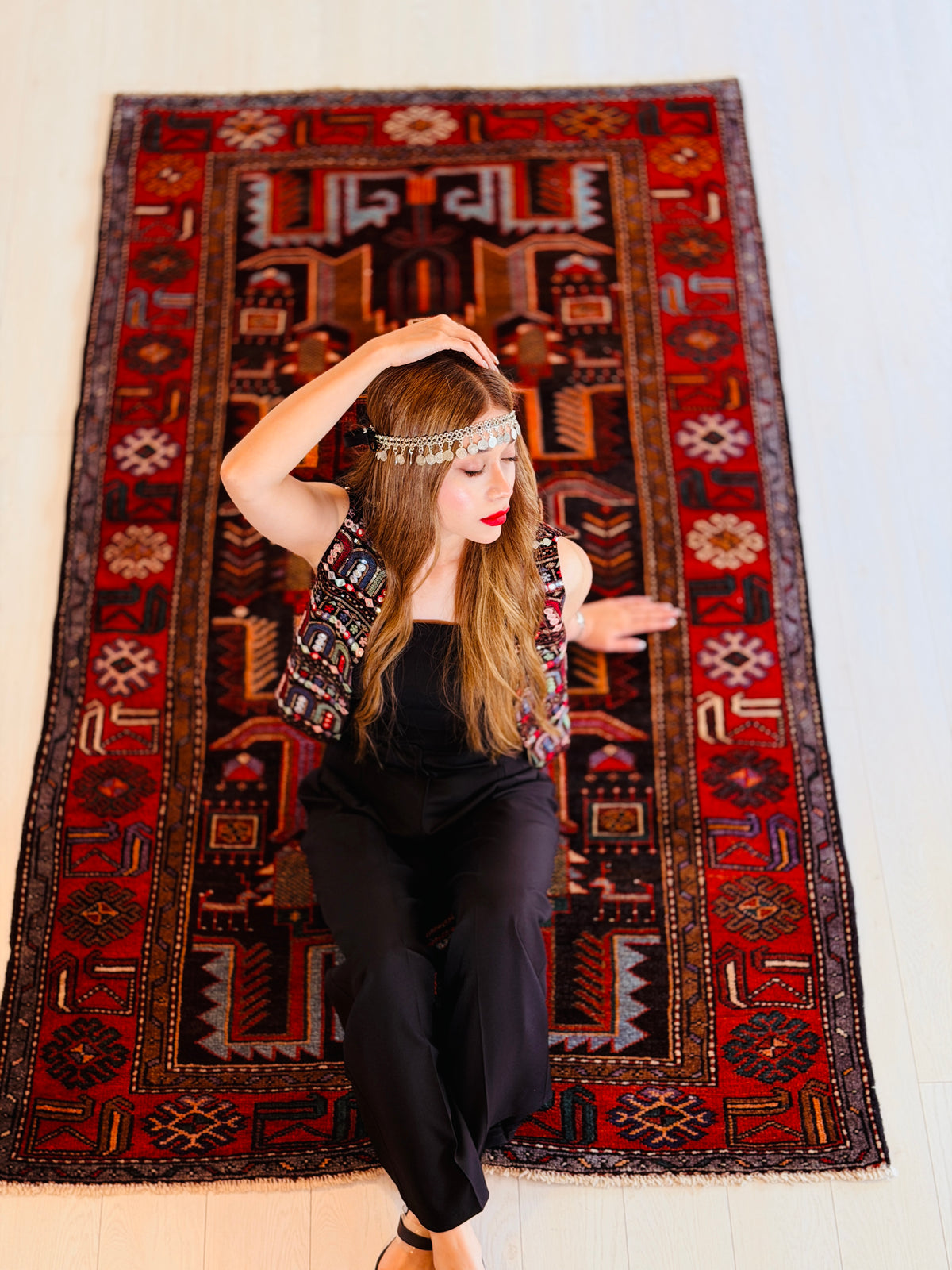 Collectible Vintage Black, red Geometric Hand-Knotted Area Rug – 6' 11" x 4' 2" (212 x 127 cm)