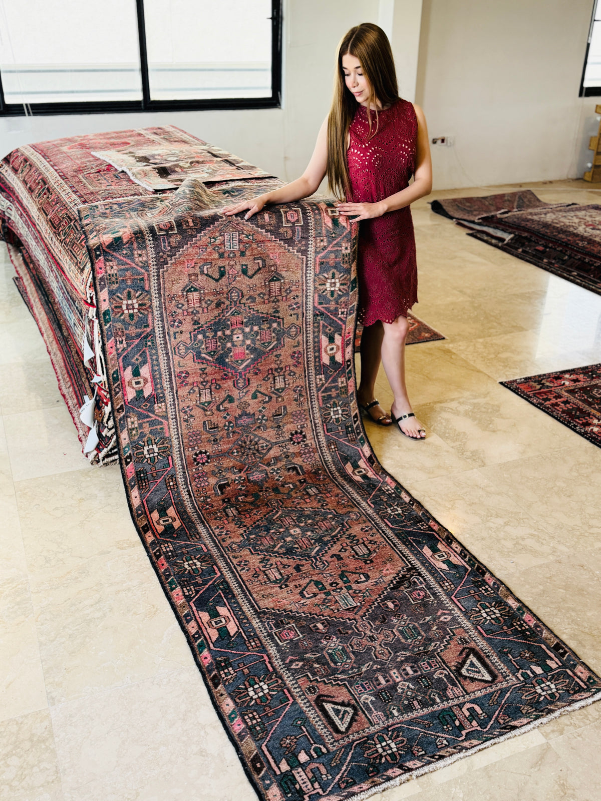 Vintage Geometric Medallion Runner Rug, Faded Rust Red – 9' 10" x 3' 6" (299 x 107 cm)
