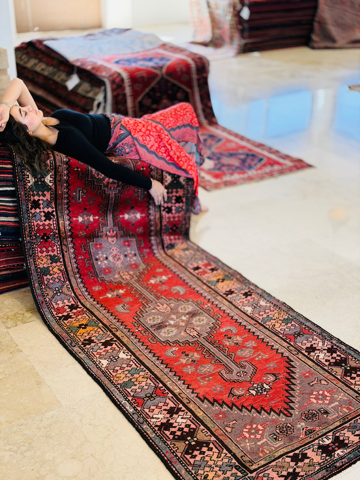Vintage Geometric Medallion Runner Rug, Red – 10' 3" x 3' 5" (313 x 105 cm)