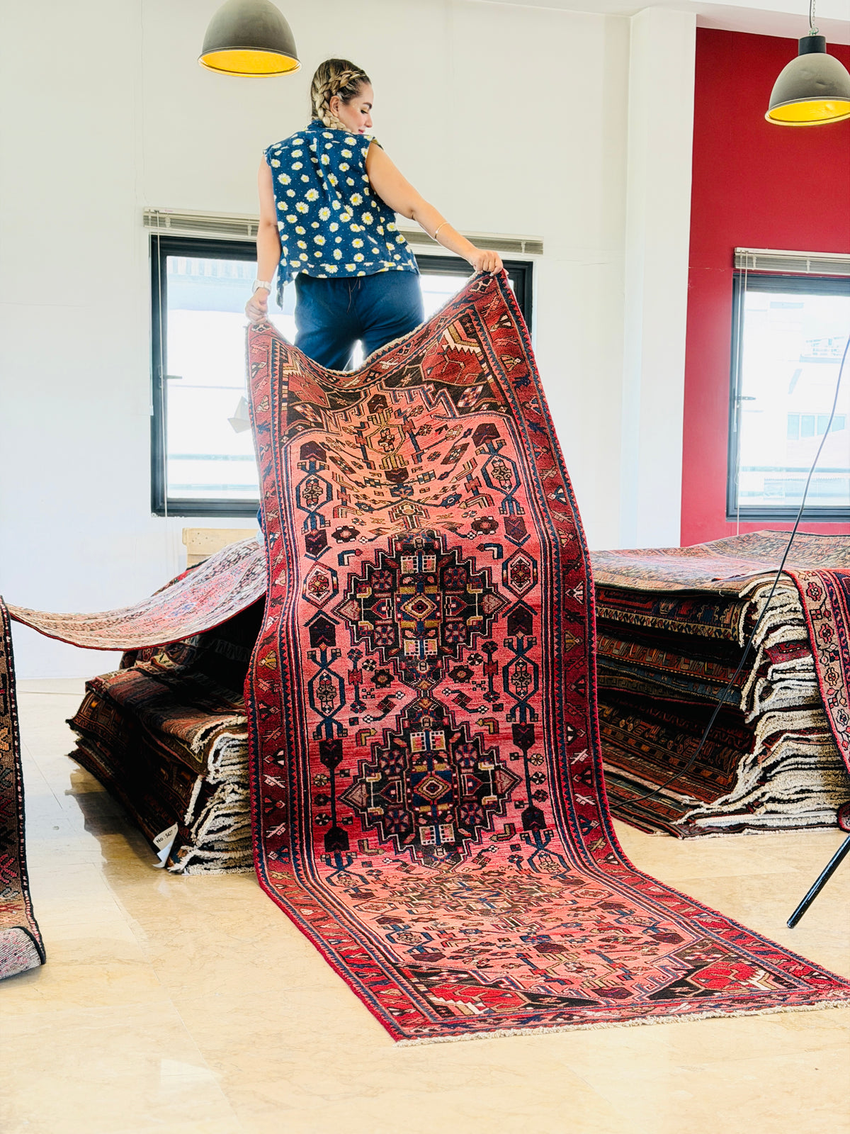 Vintage Faded Geometric Wool Runner, Red & Navy Blue – 9' 10" x 3' 3" (300 x 100 cm)