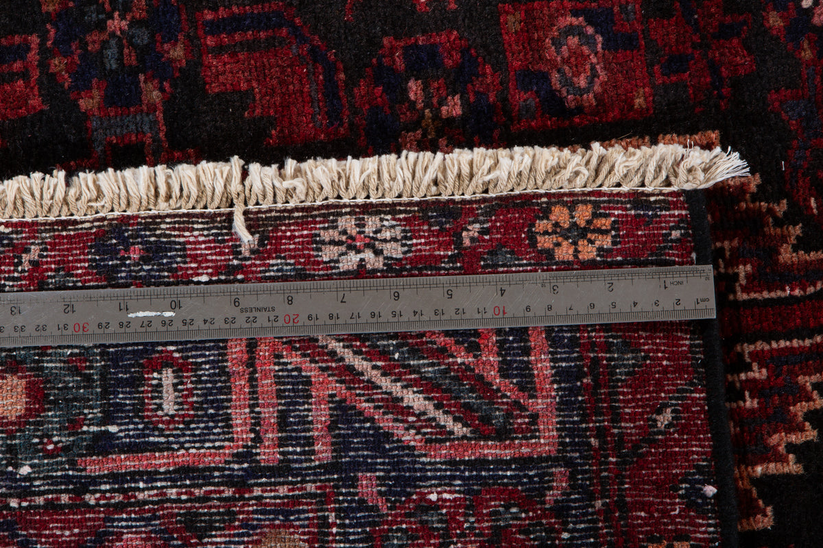 Vintage Black & Rust Red Geometric Allover Wool Rug – 9' 10" x 4' 10" (300 x 148 cm)
