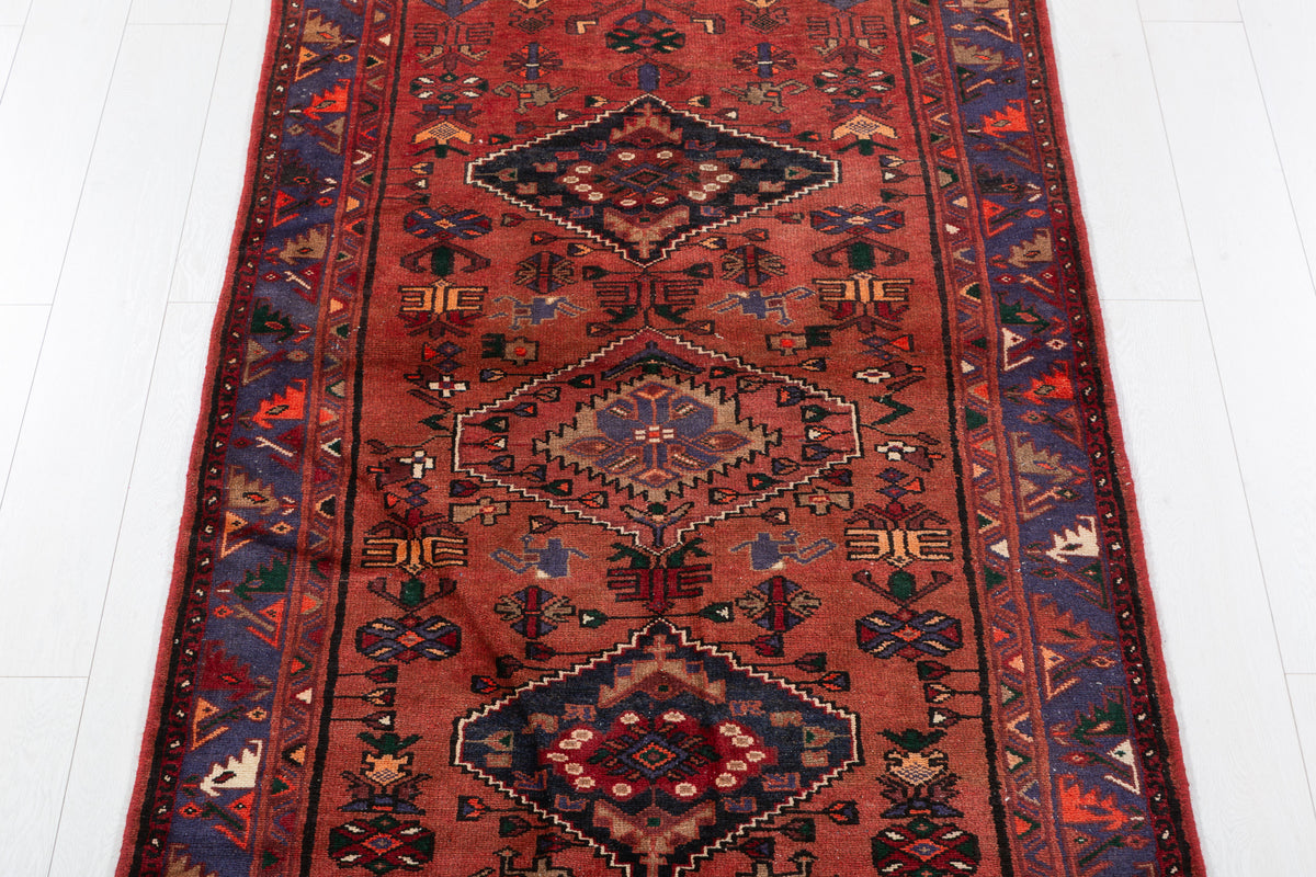 Vintage Geometric Medallion Runner Rug, Rust Red – 9' 4" x 3' 8" (285 x 111 cm)