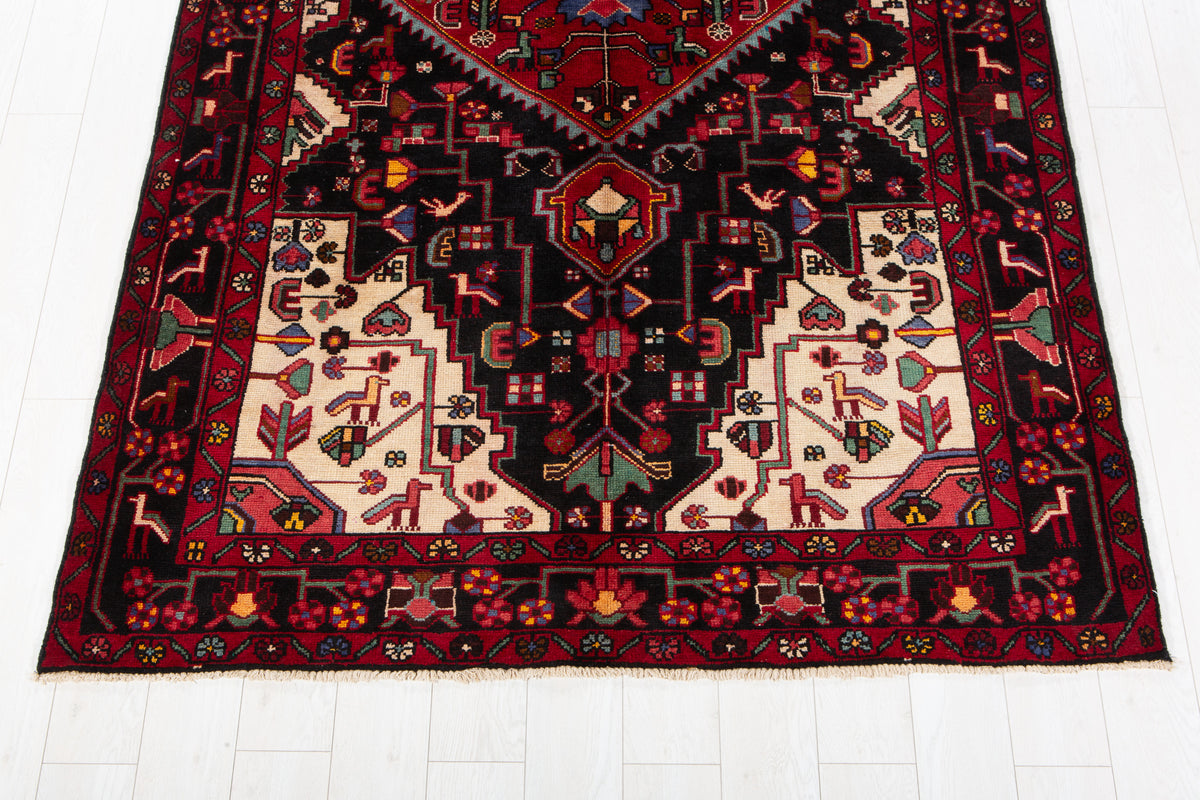 Vintage Deep Navy Blue & Red Geometric Medallion Wool Rug – 9' 7" x 5' 7" (293 x 169 cm)