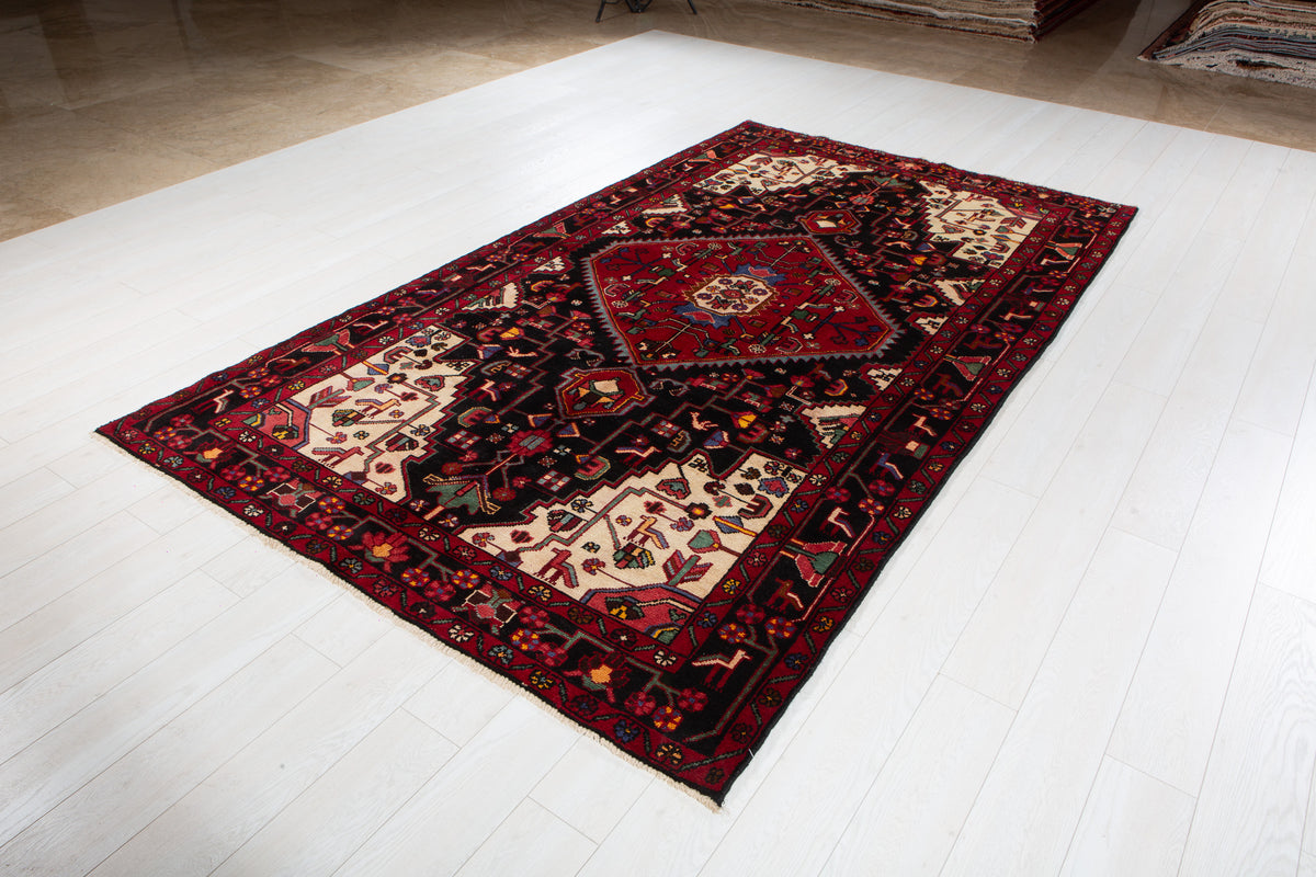 Vintage Deep Navy Blue & Red Geometric Medallion Wool Rug – 9' 7" x 5' 7" (293 x 169 cm)