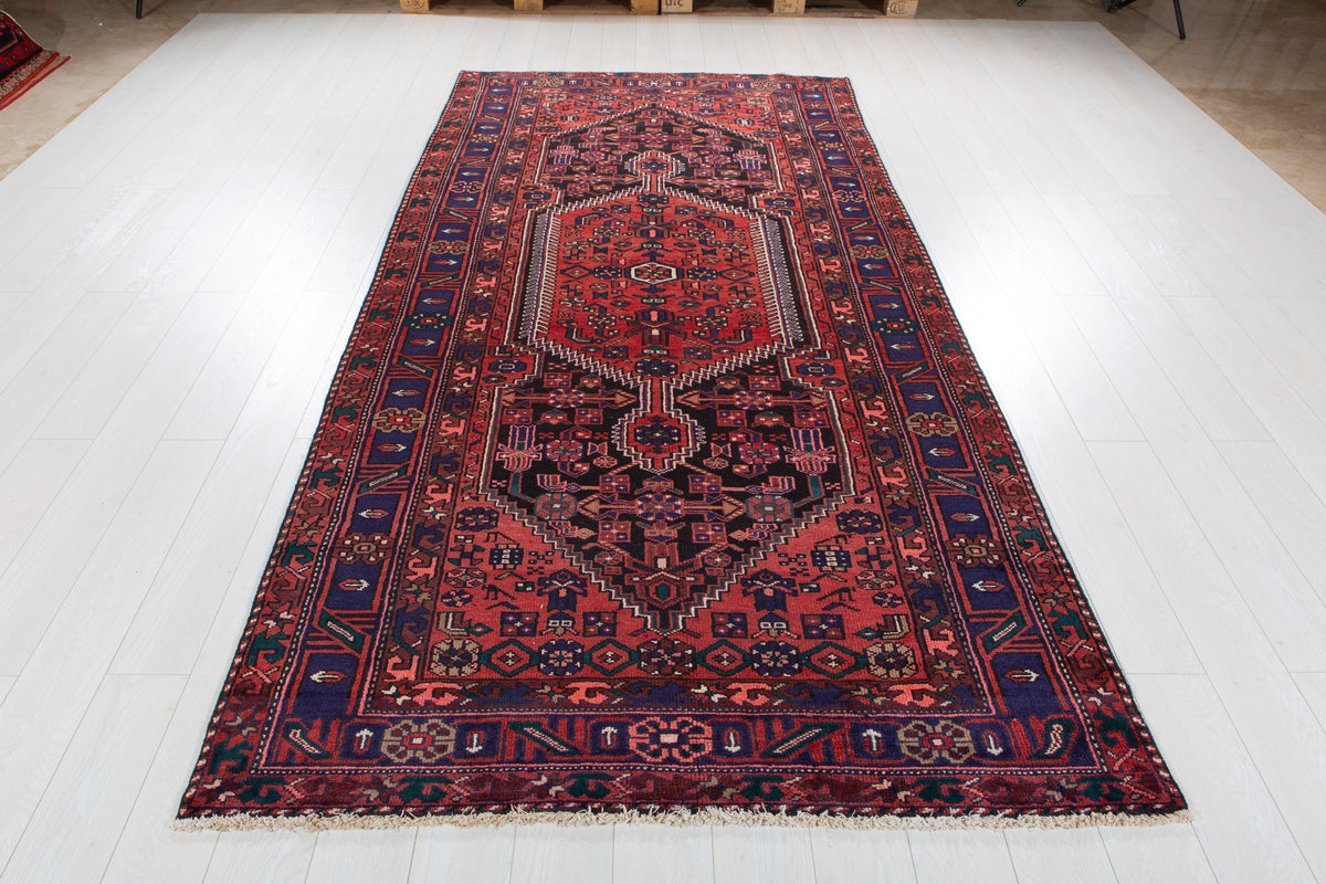 Vintage Black & Red Geometric Allover Wool Rug – 10' 2" x 5' 1" (311 x 155 cm)