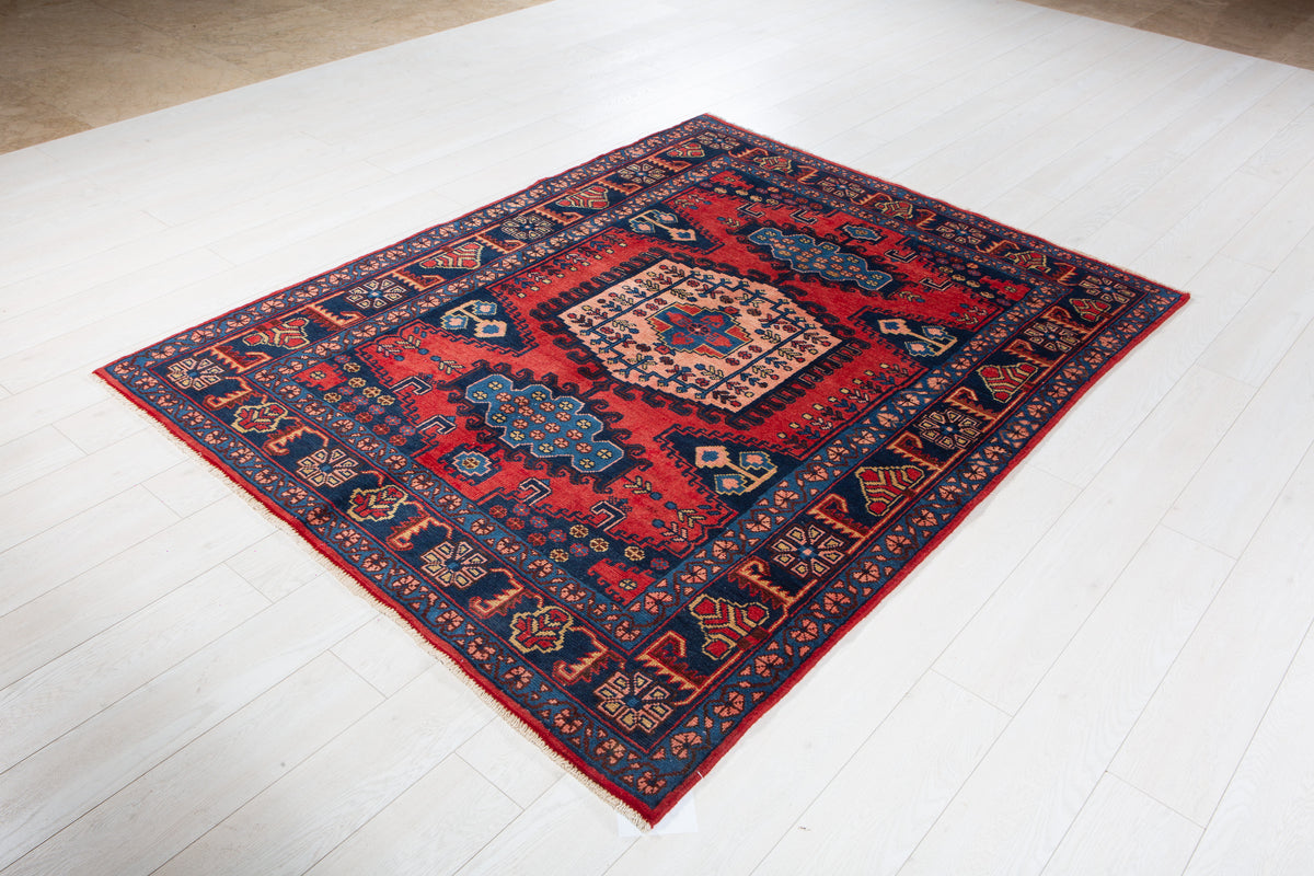 Rare Collectible Vintage Orange Red & Pink Geometric Medallion Wool Rug – 6' 8" x 5' 2" (204 x 158 cm)